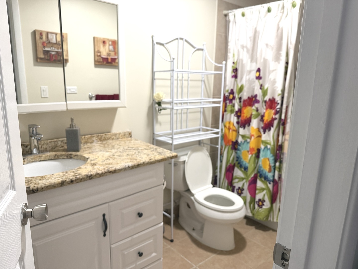 703 W Central Road Unit: 1C8