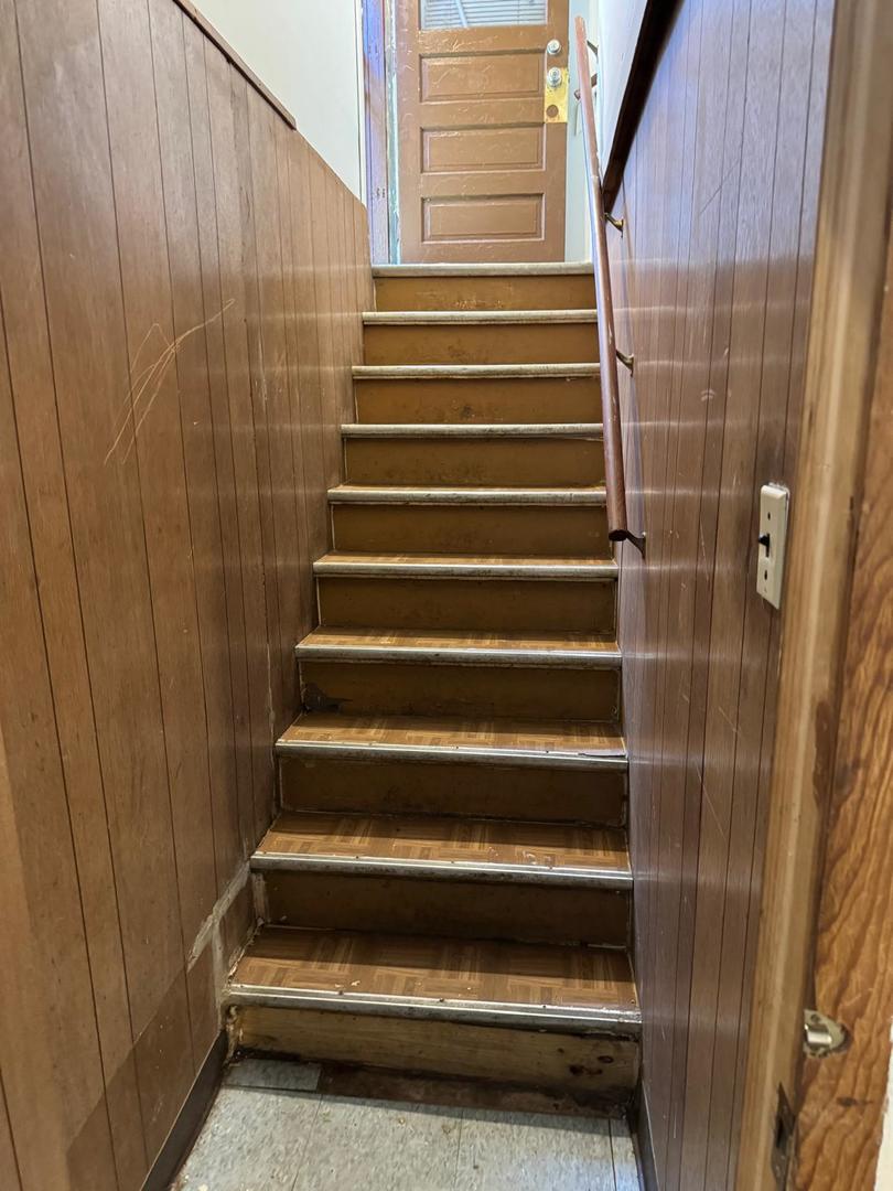 39 W 83rd Street