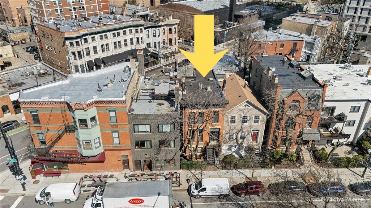 1969 N Lincoln Avenue Unit: 1