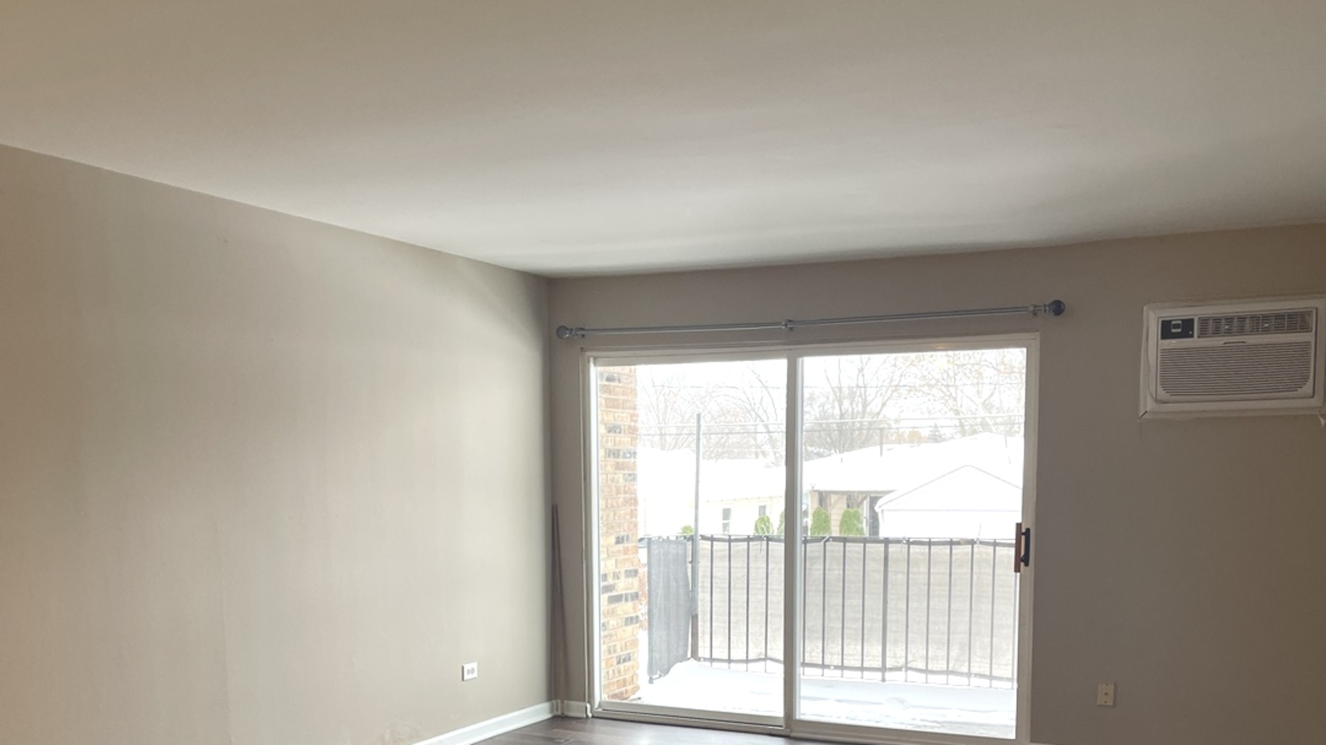 1035 Higgins QuarterS Drive Unit: 4-205