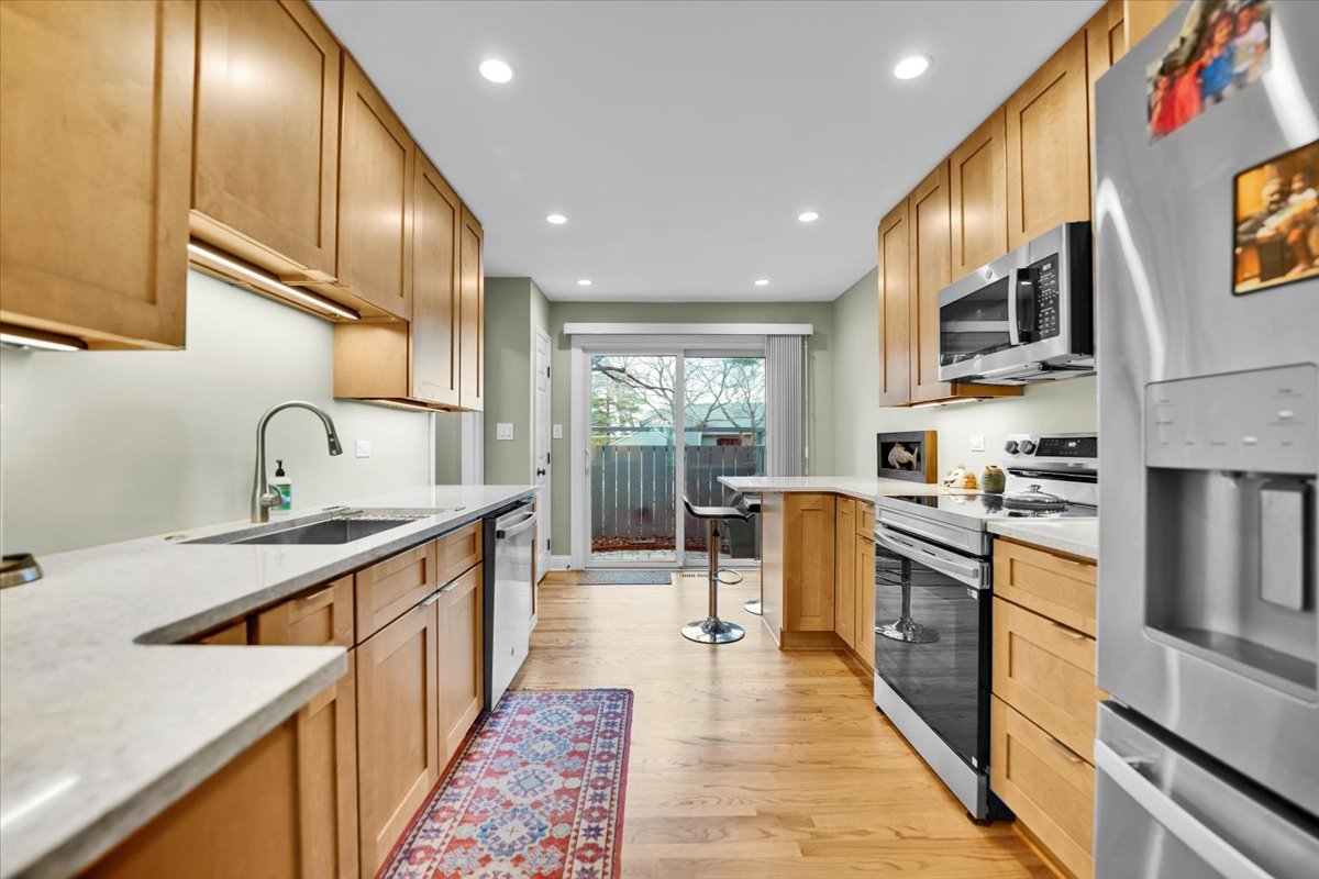 196 Shoreline Road
