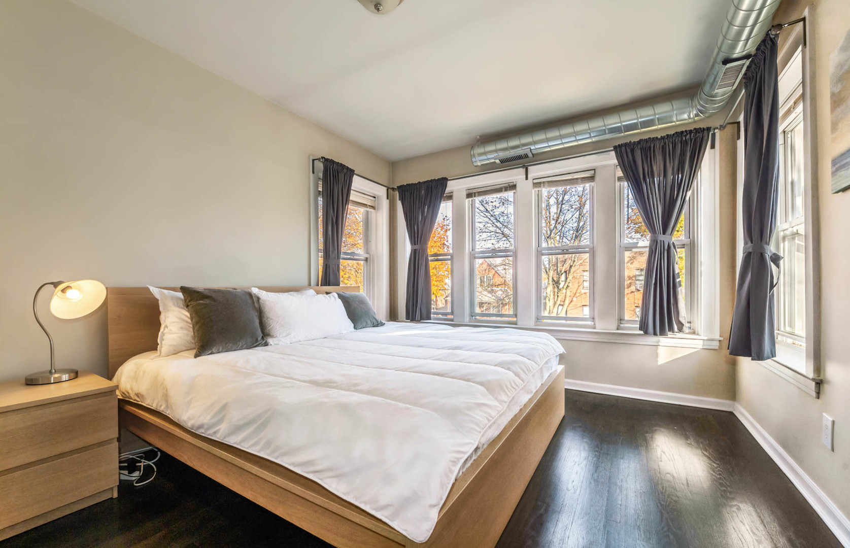 4136 W Palmer Street