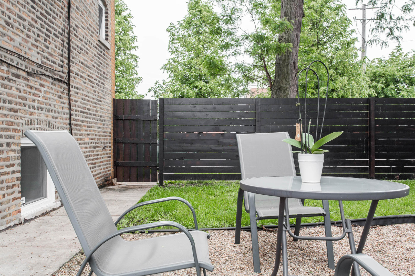 4136 W Palmer Street