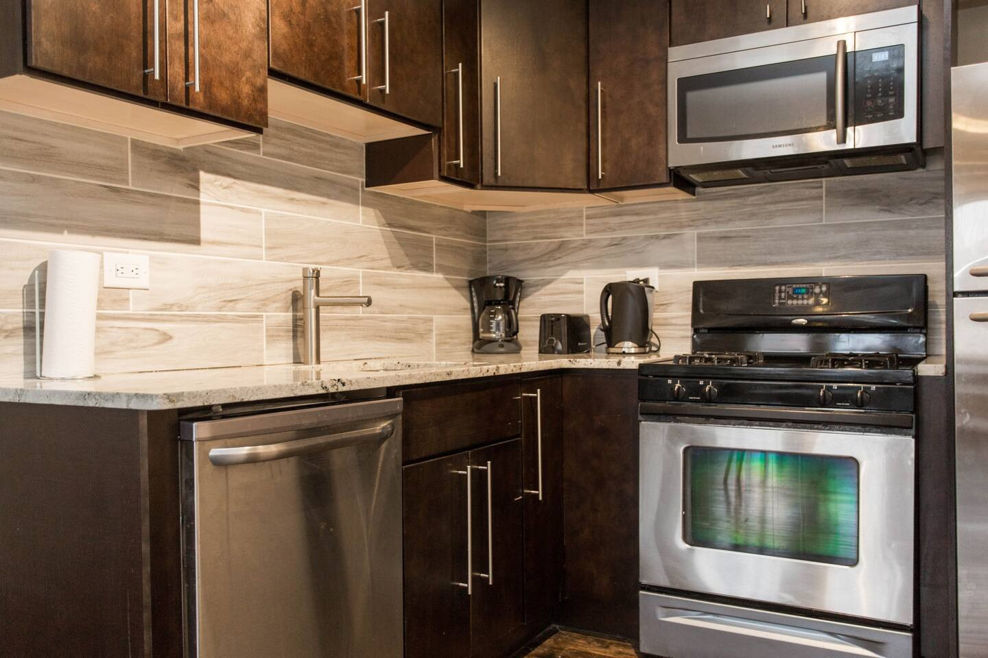 4136 W Palmer Street