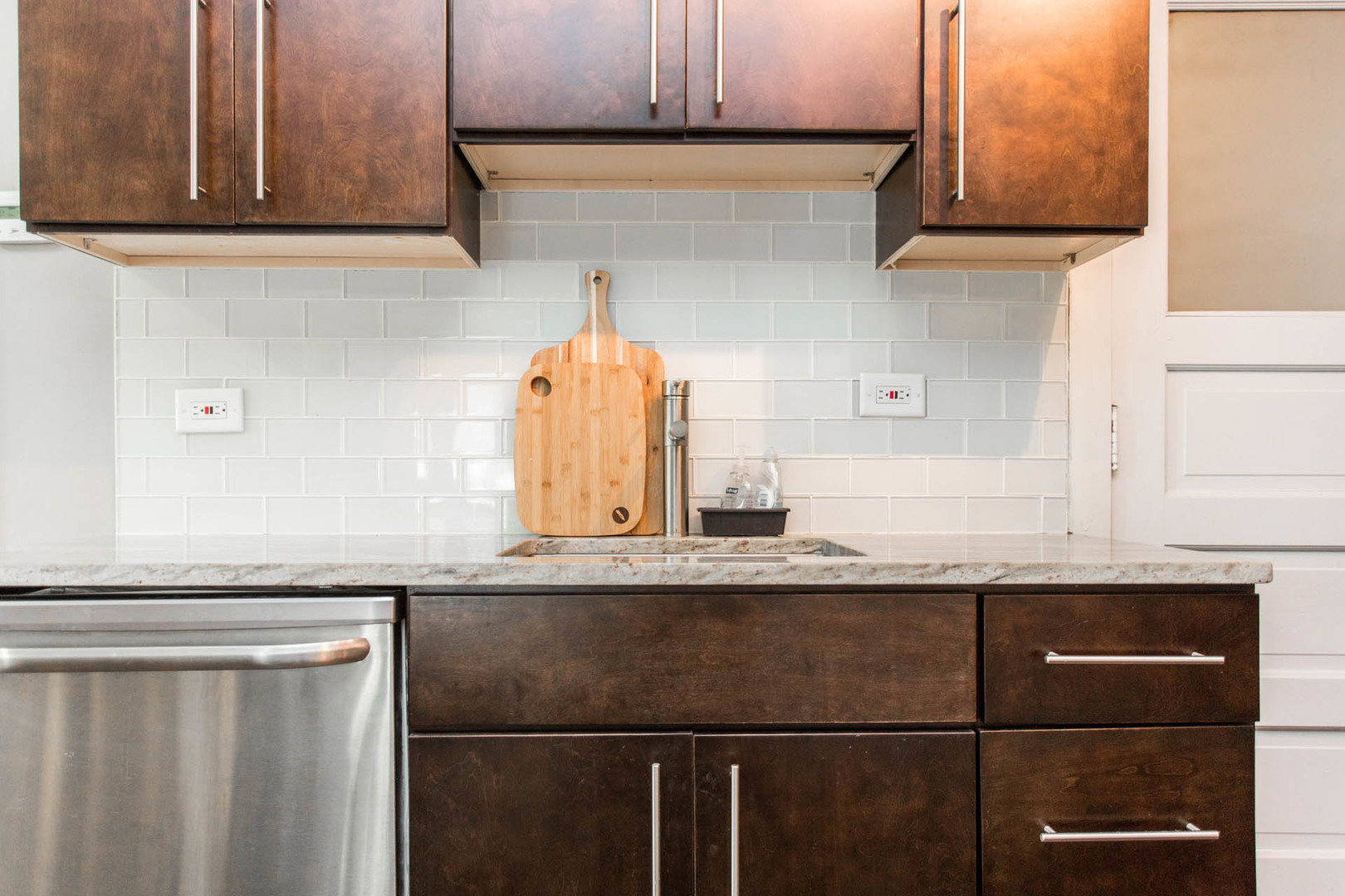 4136 W Palmer Street