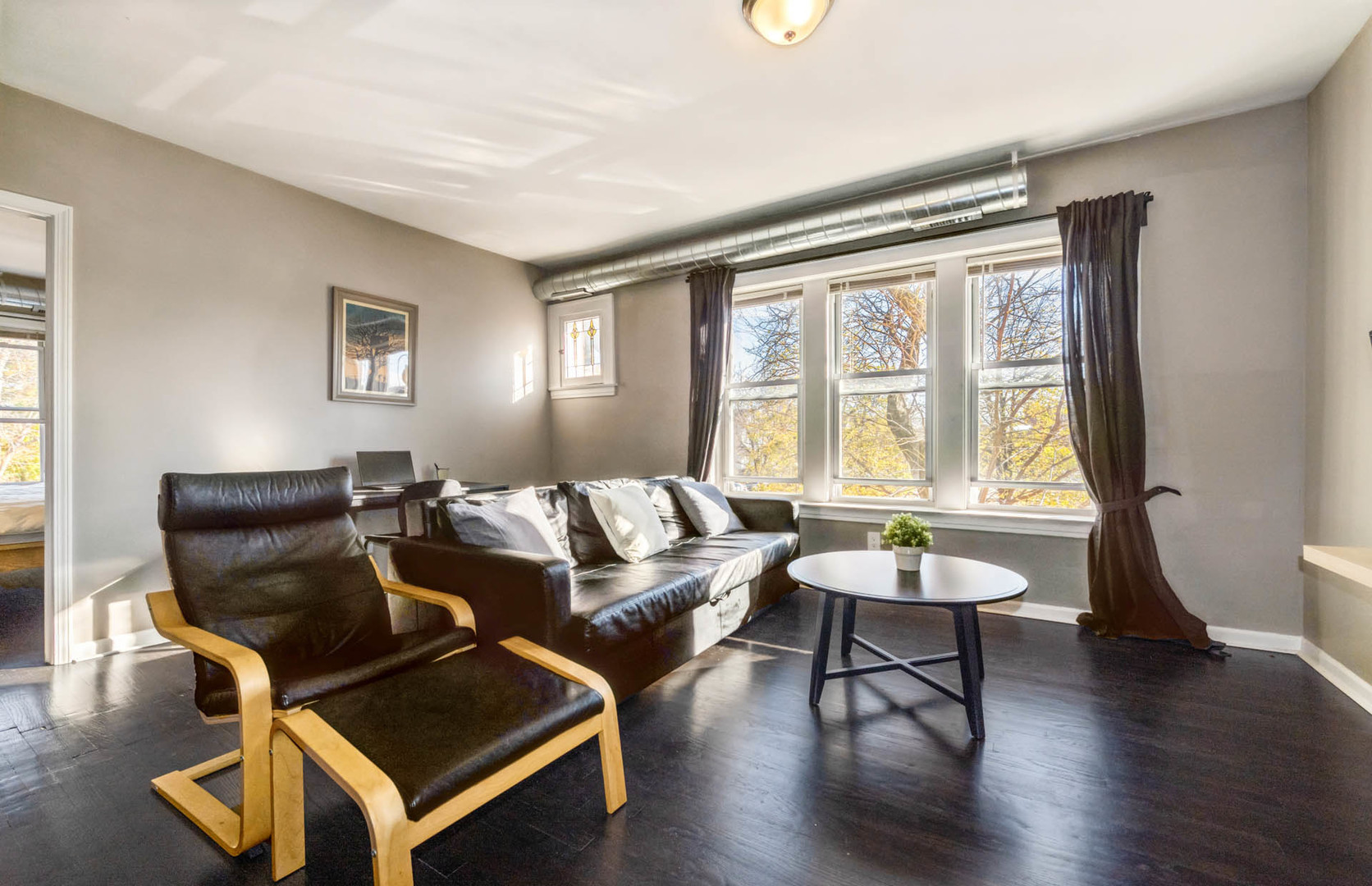 4136 W Palmer Street