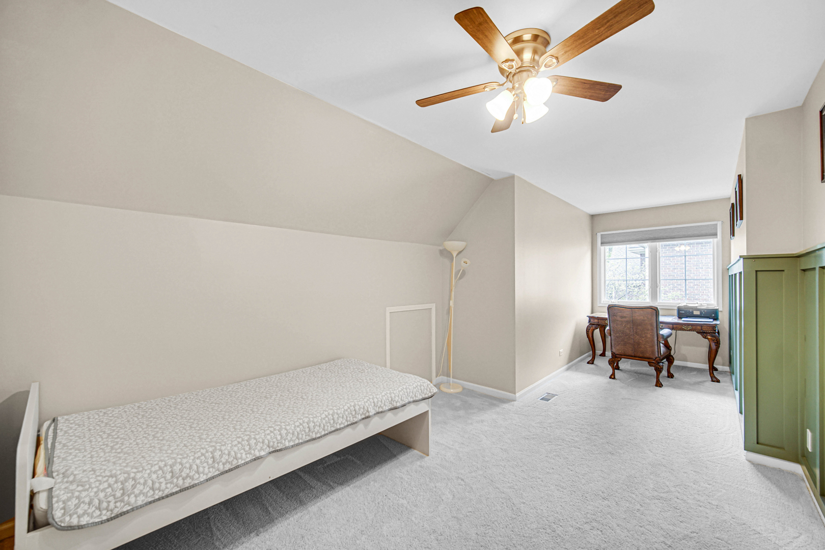 8709 Shade Tree Circle