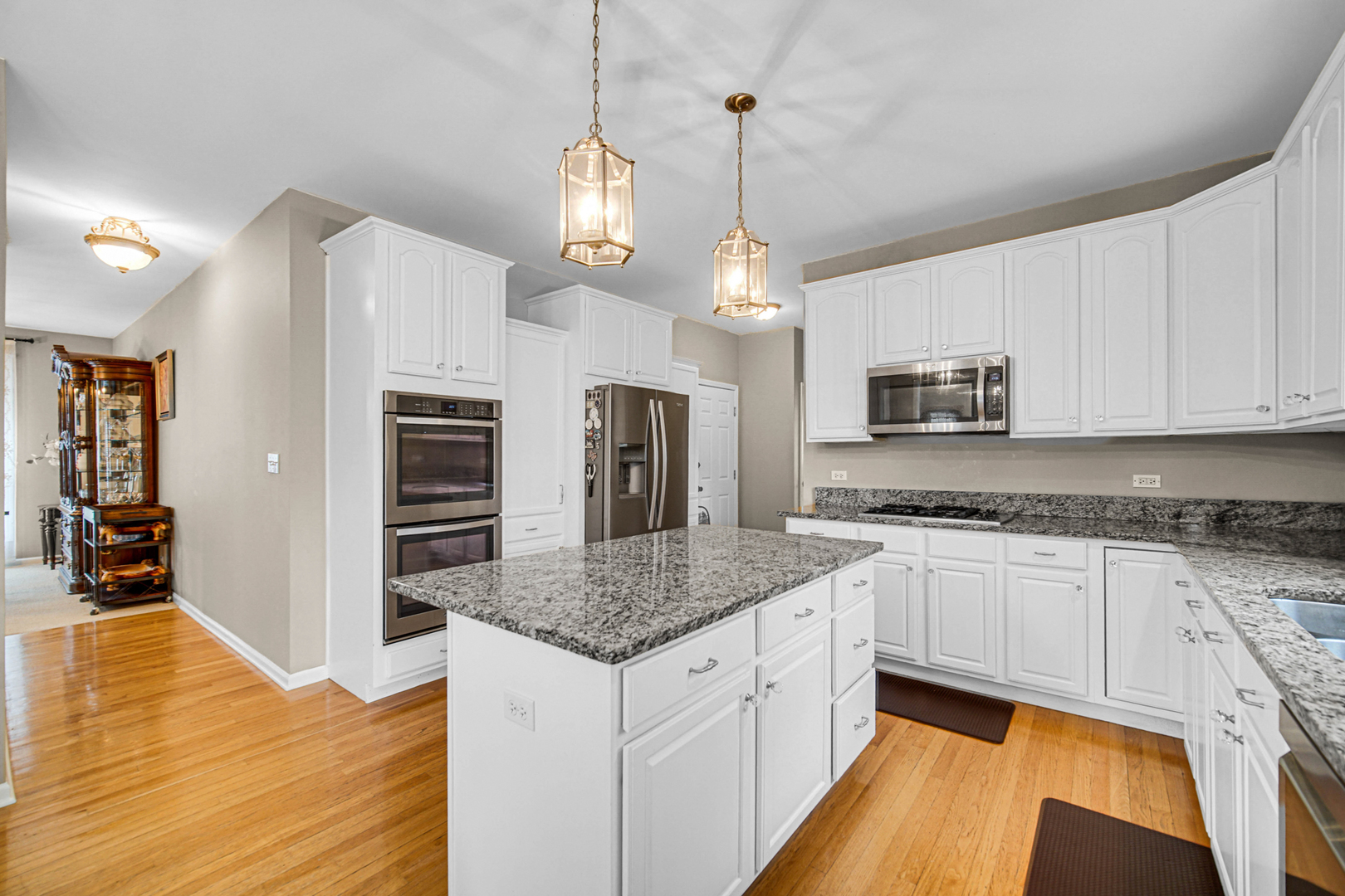 8709 Shade Tree Circle