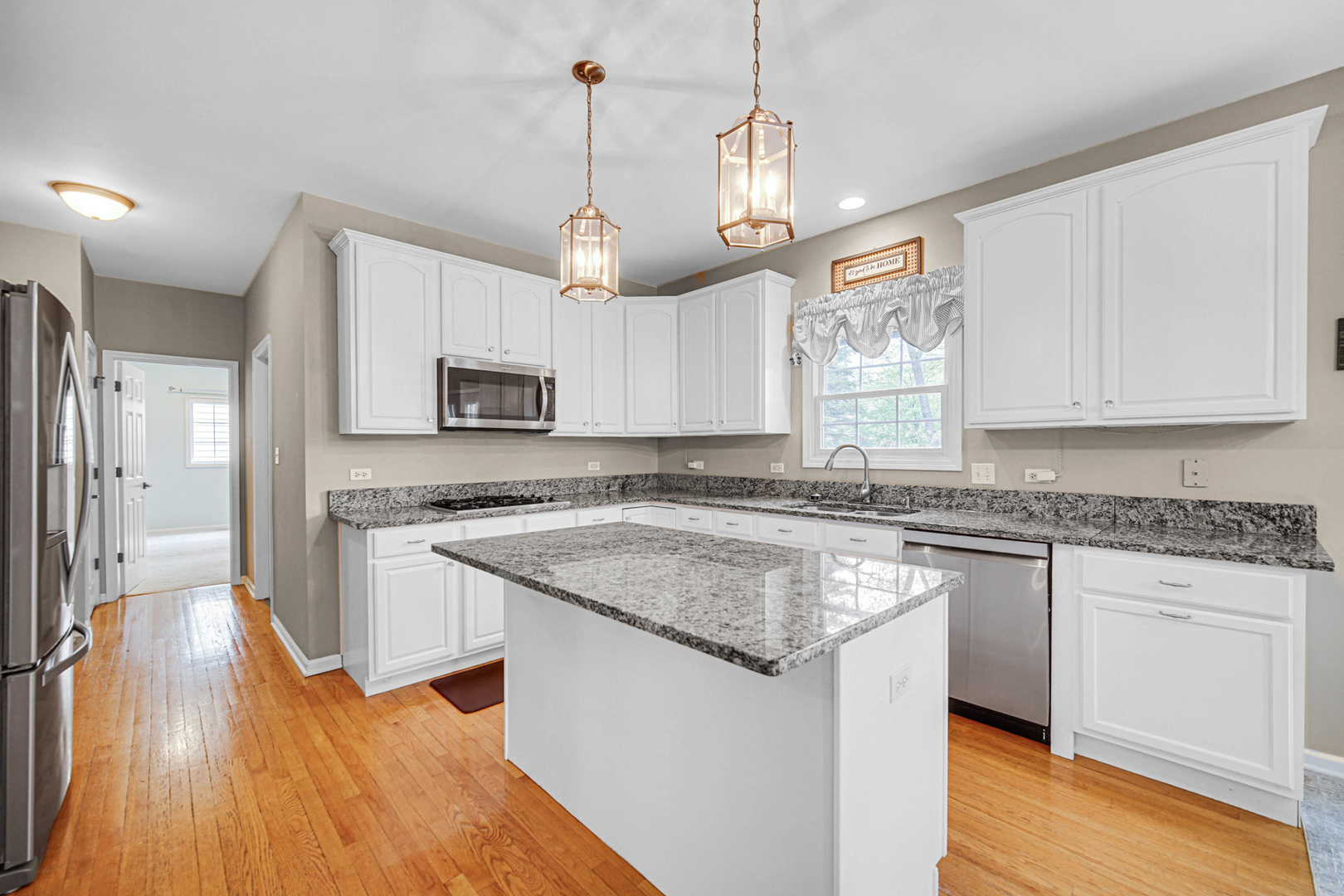 8709 Shade Tree Circle