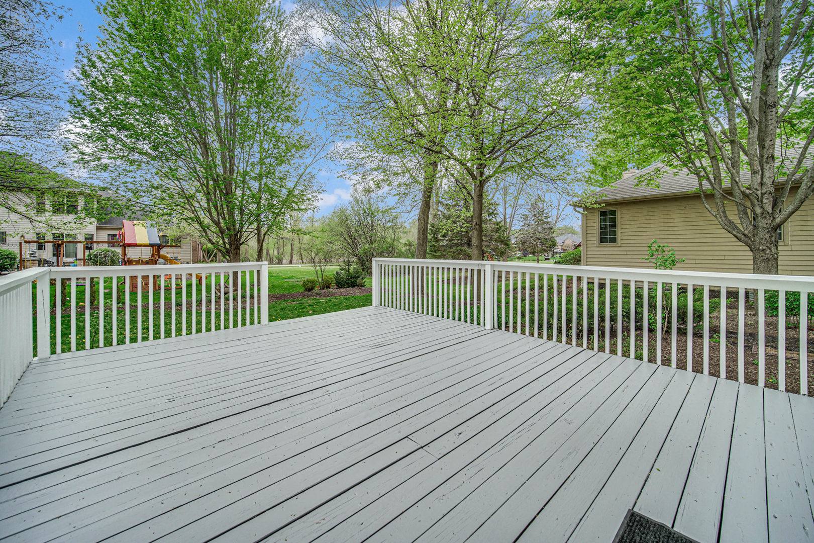 8709 Shade Tree Circle