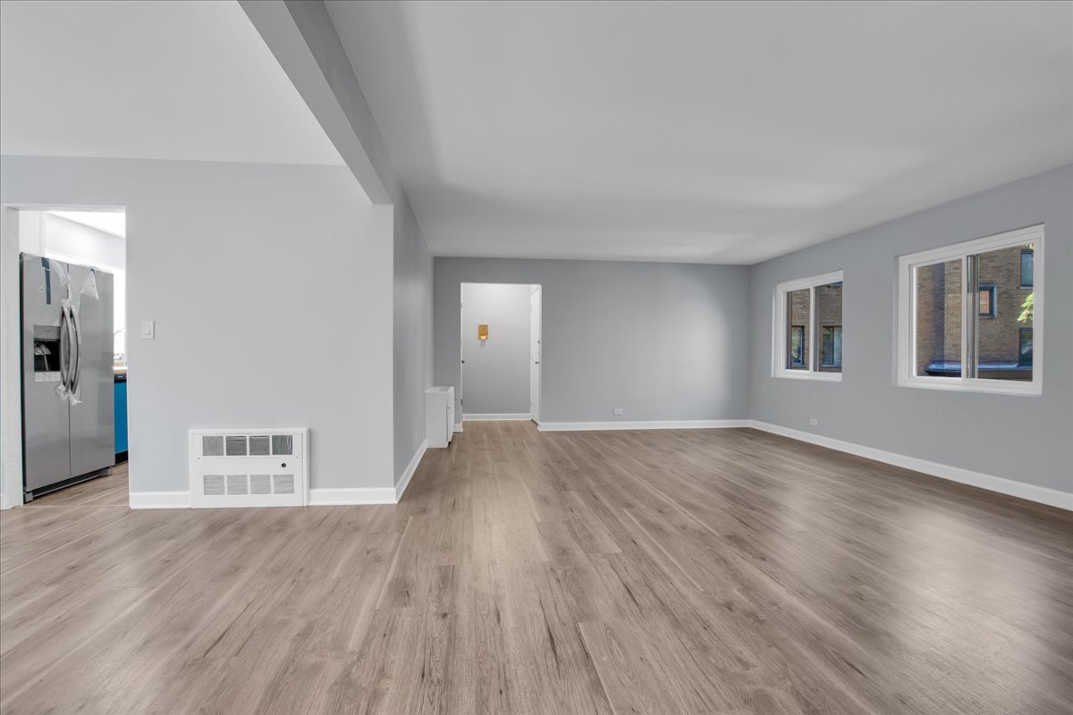 7351 N Ridge Boulevard Unit: 1A