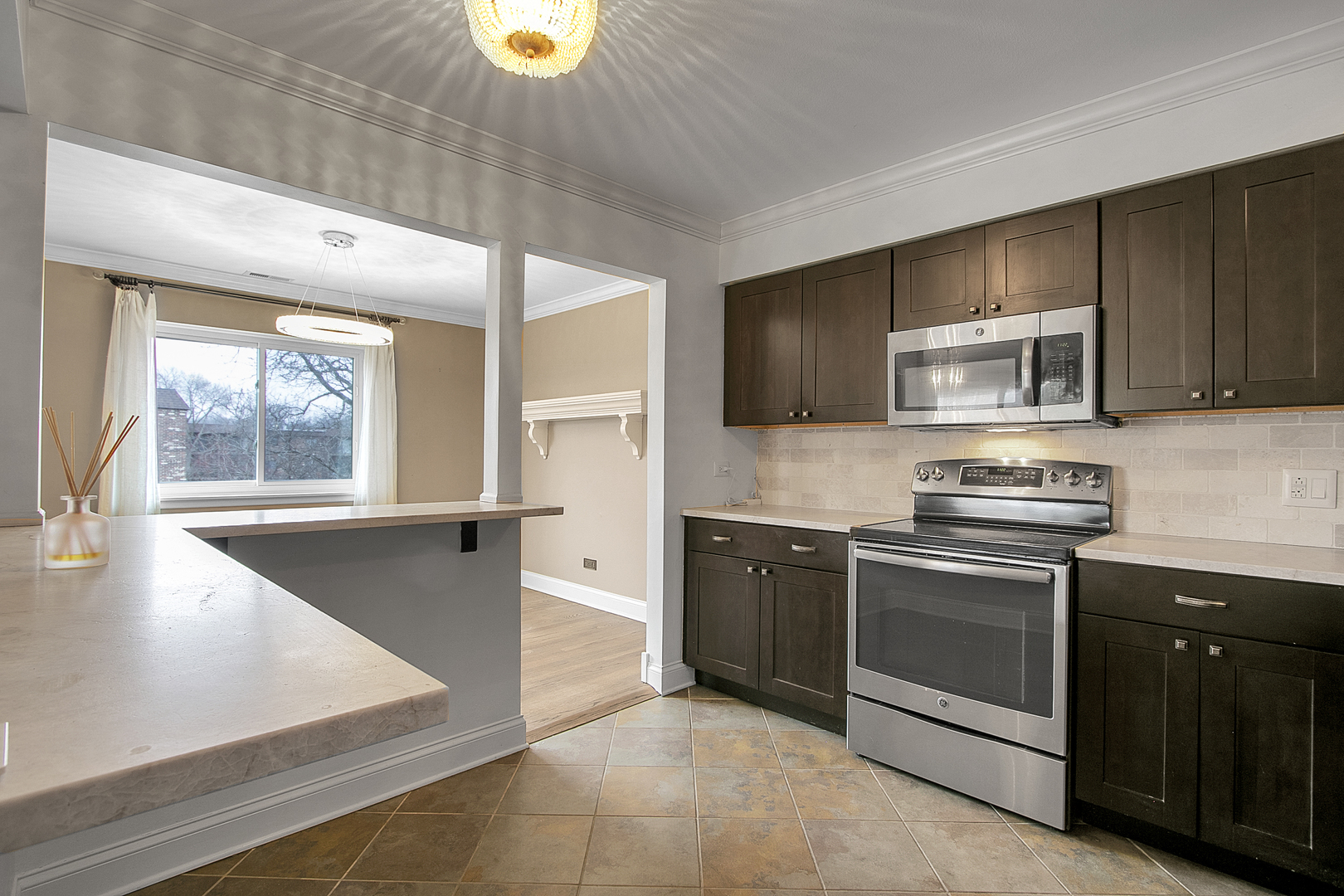 1002 Castilian Court Unit: 302