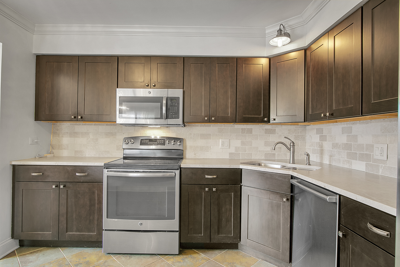1002 Castilian Court Unit: 302