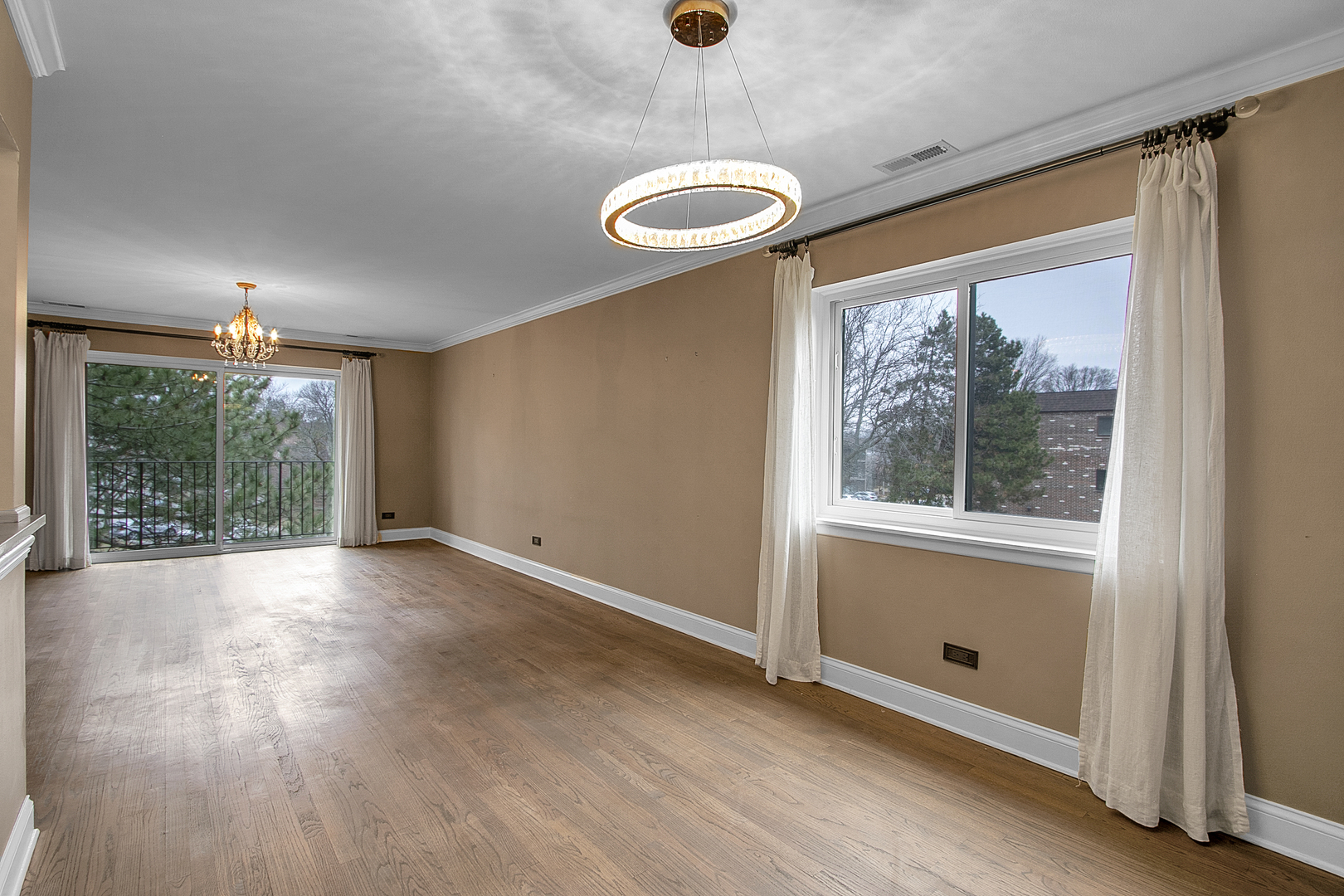 1002 Castilian Court Unit: 302