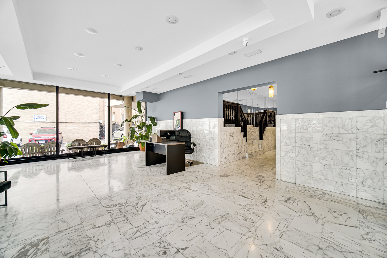 5740 N Sheridan Road Unit: 11A