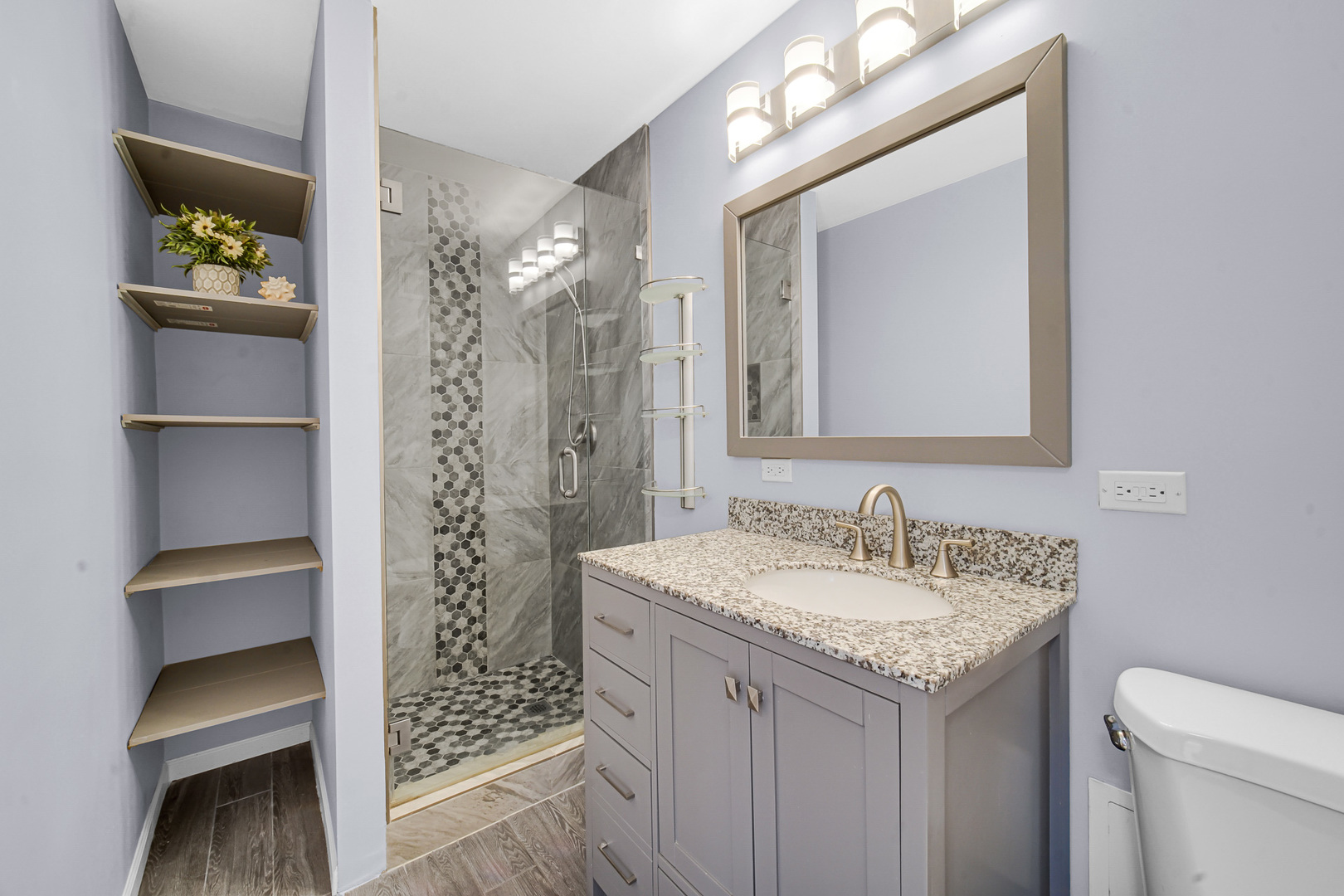 5740 N Sheridan Road Unit: 11A