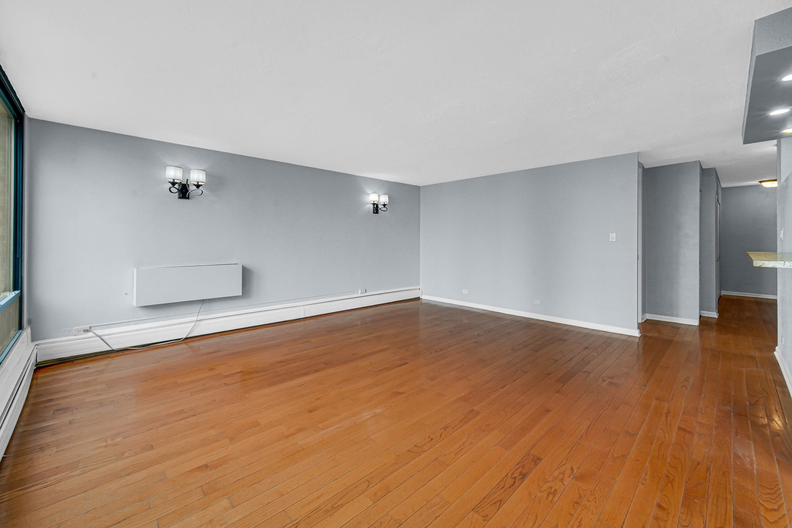 5740 N Sheridan Road Unit: 11A