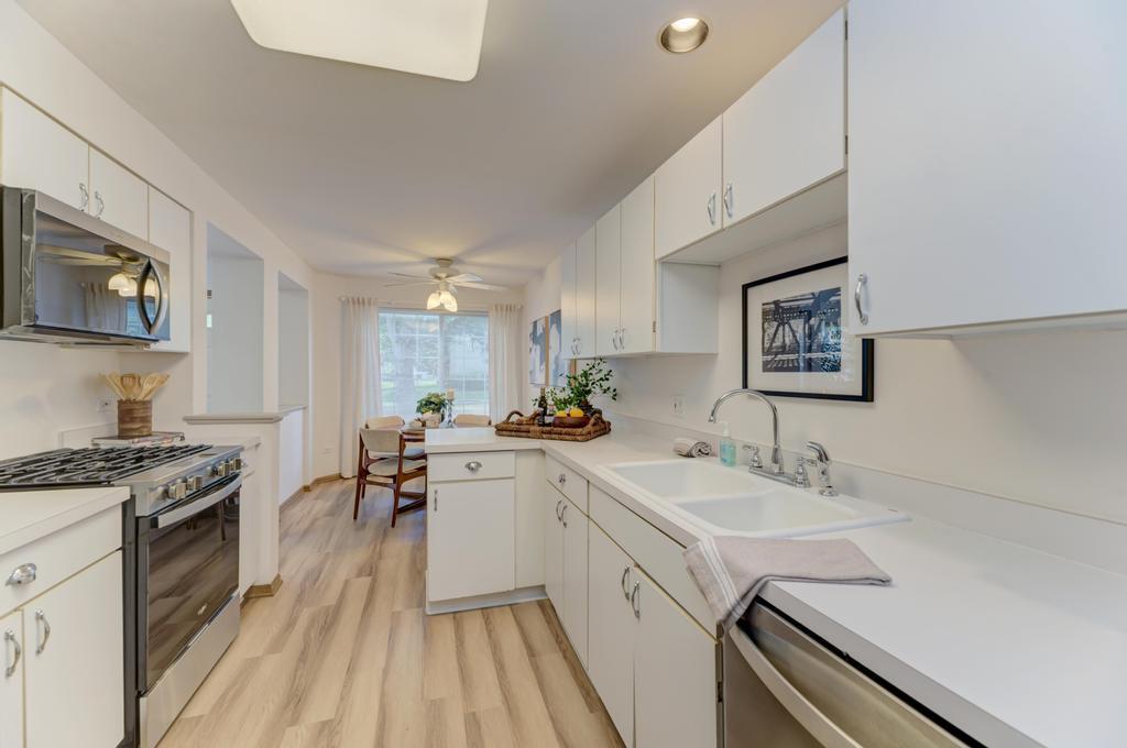 1034 Huntington Drive Unit: 1034