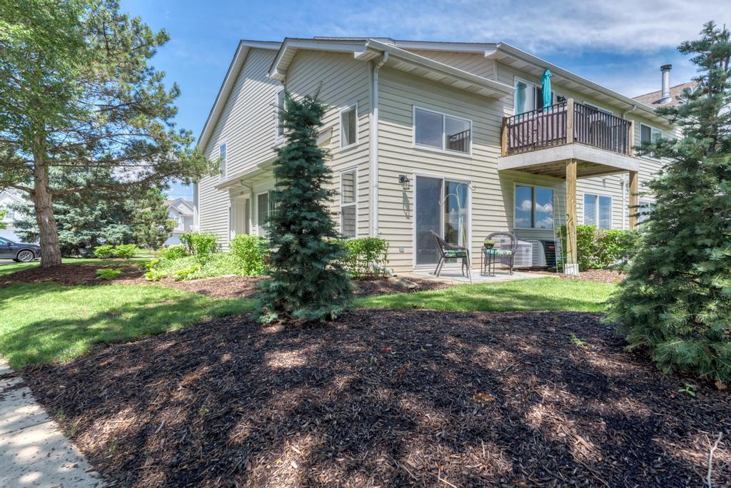 1034 Huntington Drive Unit: 1034