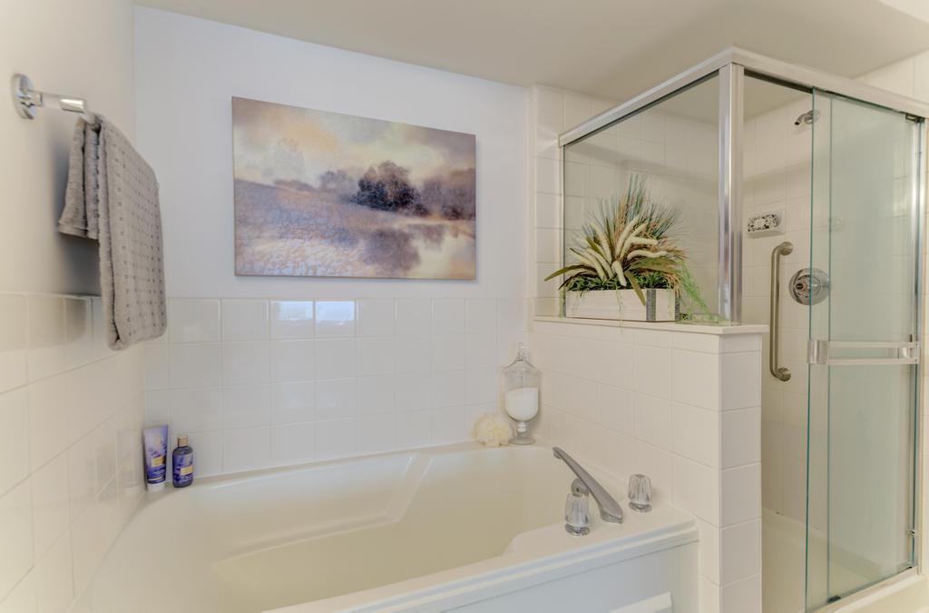 1034 Huntington Drive Unit: 1034