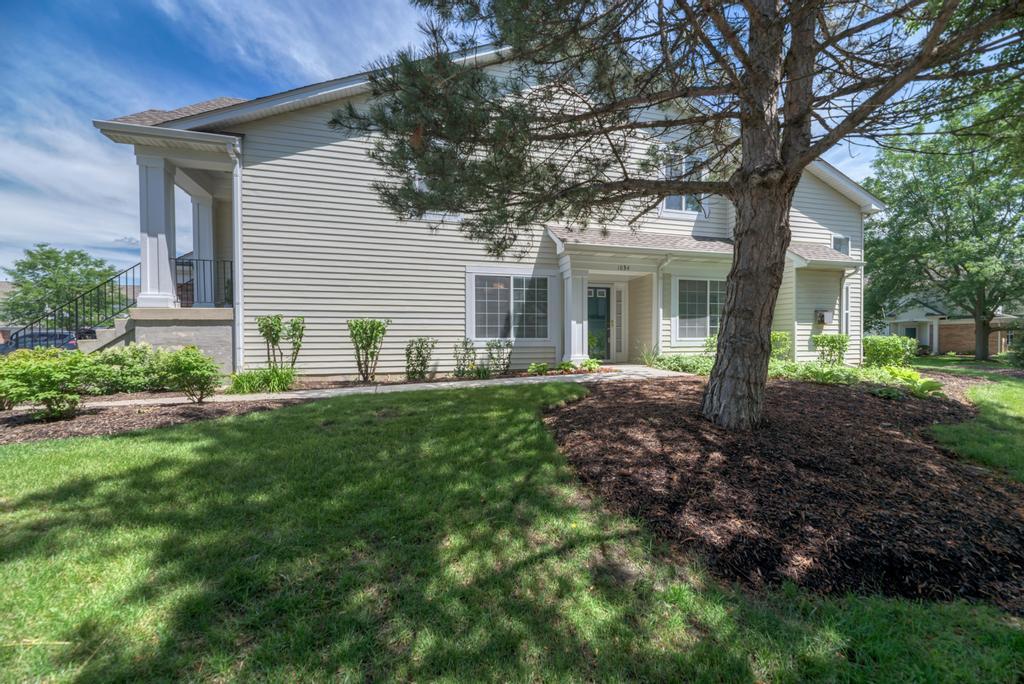 1034 Huntington Drive Unit: 1034