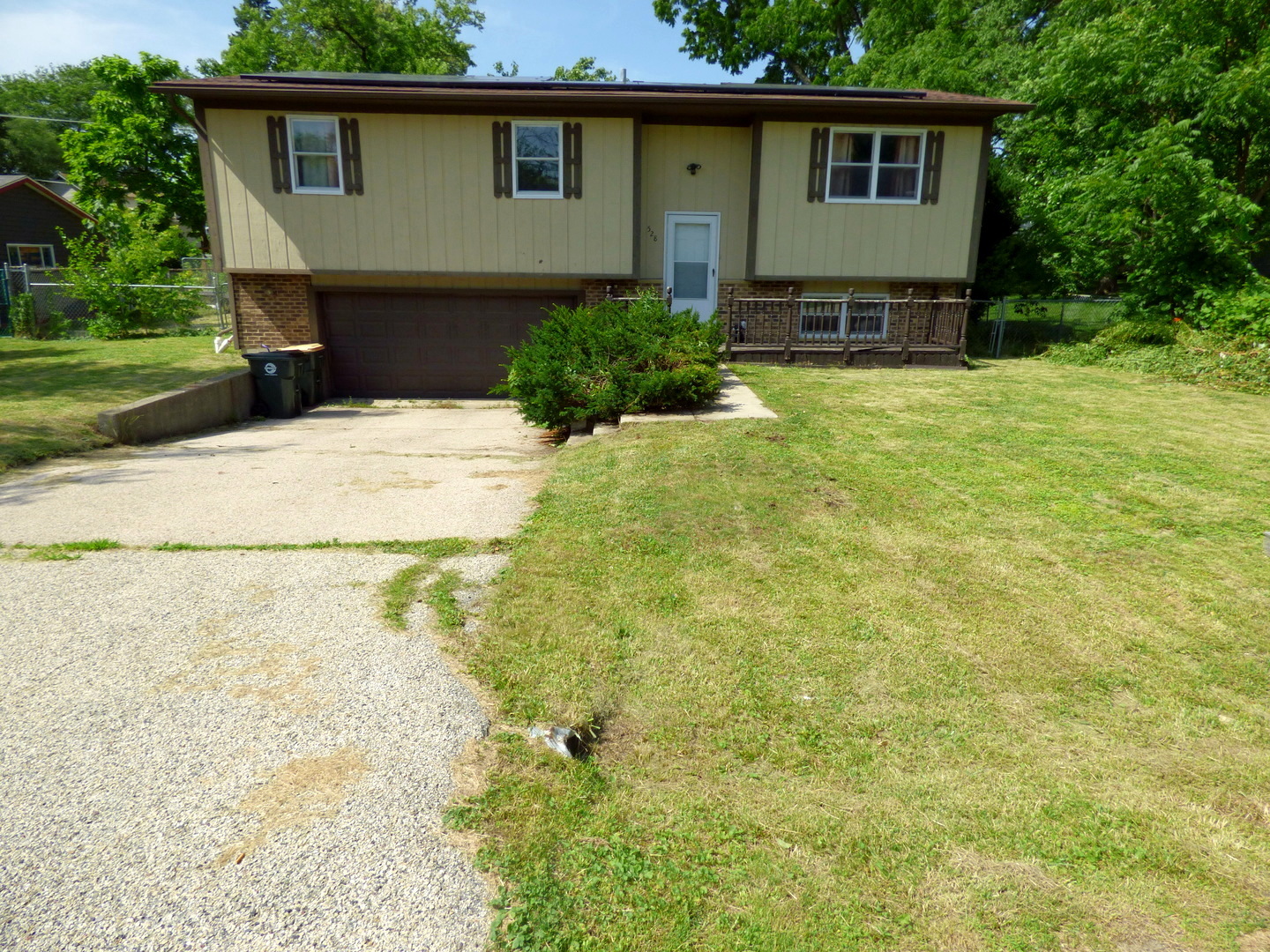 528 W Pheasant Court