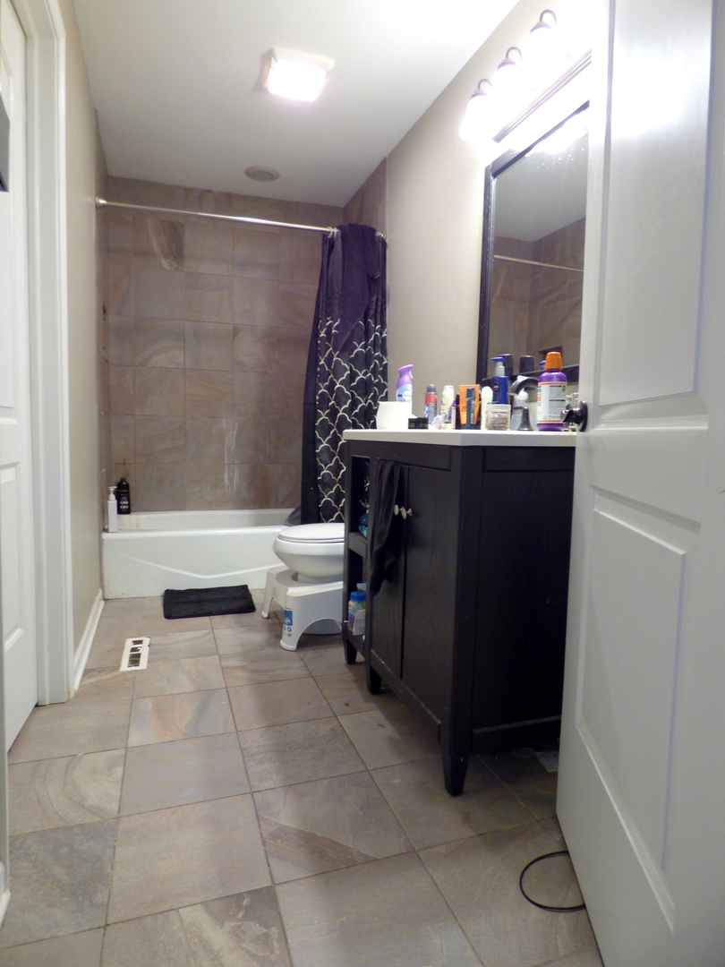 528 W Pheasant Court
