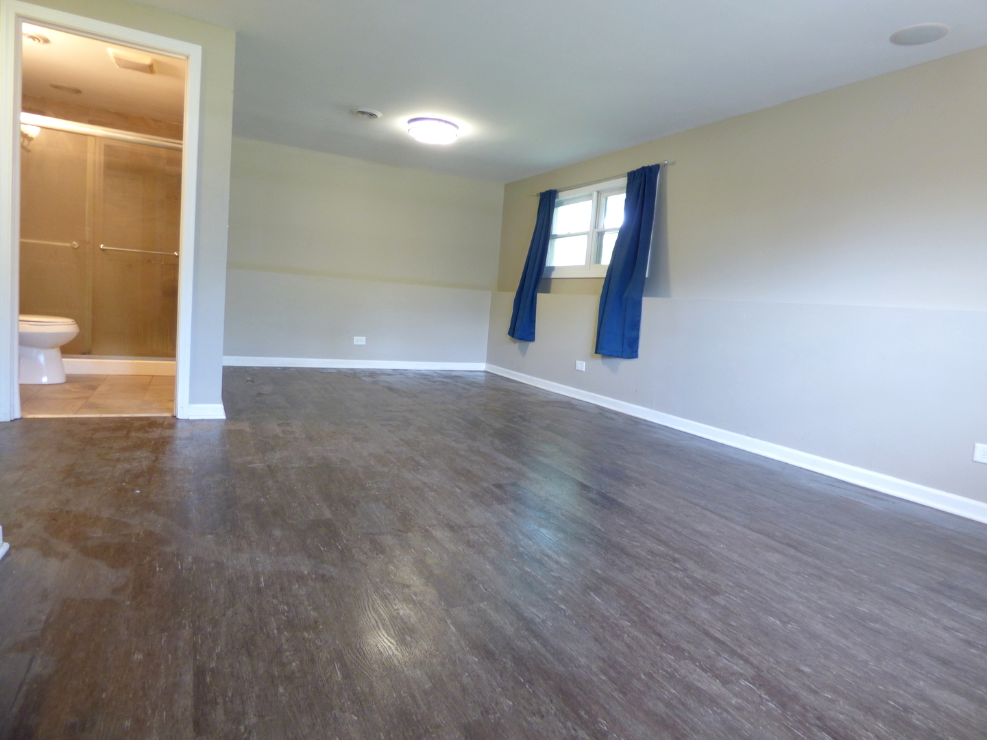 528 W Pheasant Court