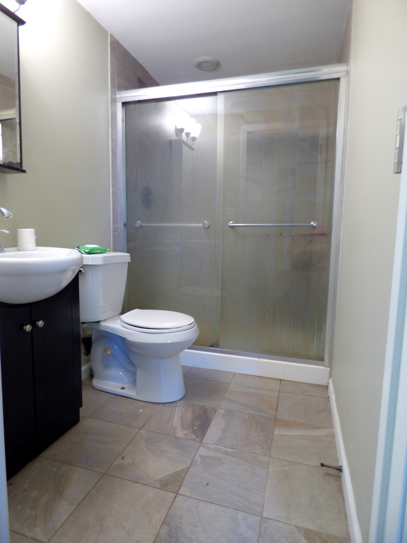 528 W Pheasant Court