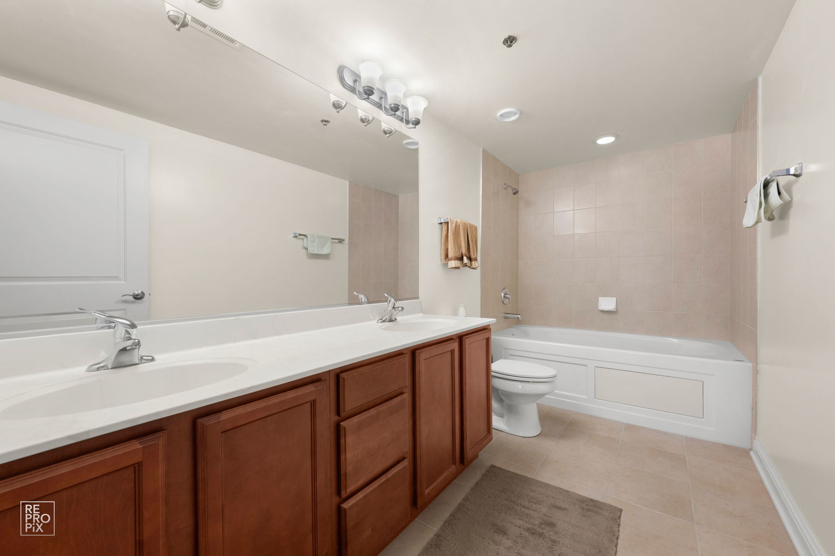 9864 Leland Avenue Unit: 308