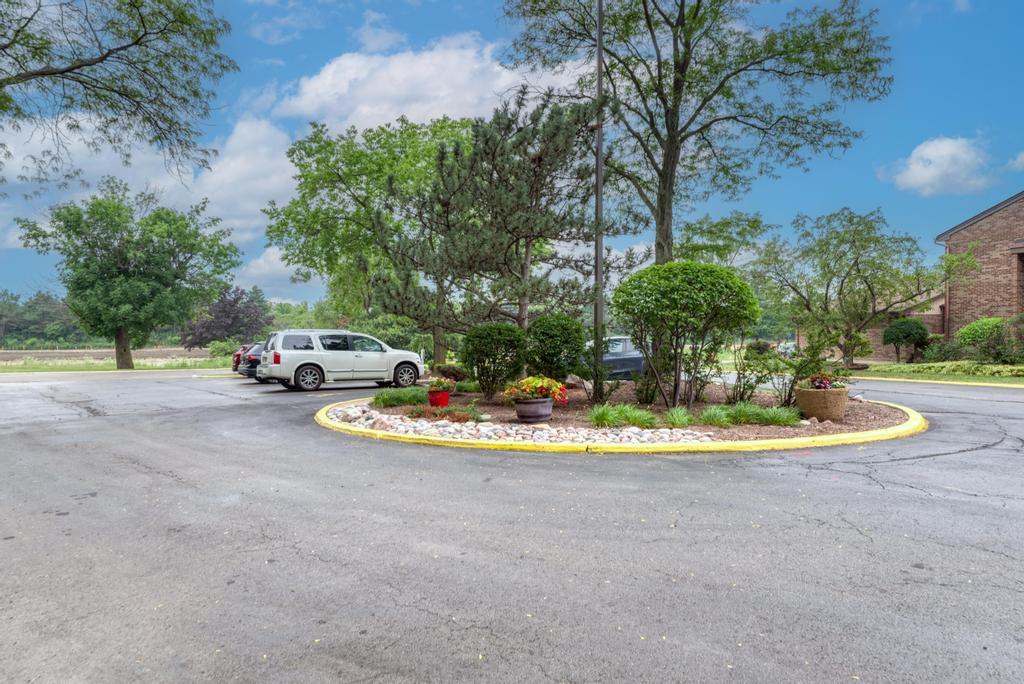 465 W Dominion Drive Unit: 204
