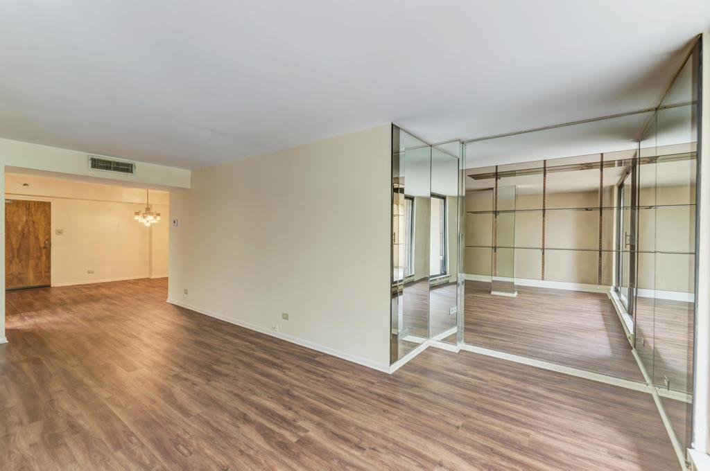 465 W Dominion Drive Unit: 204