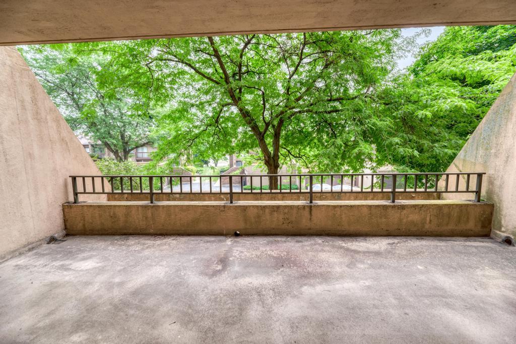 465 W Dominion Drive Unit: 204
