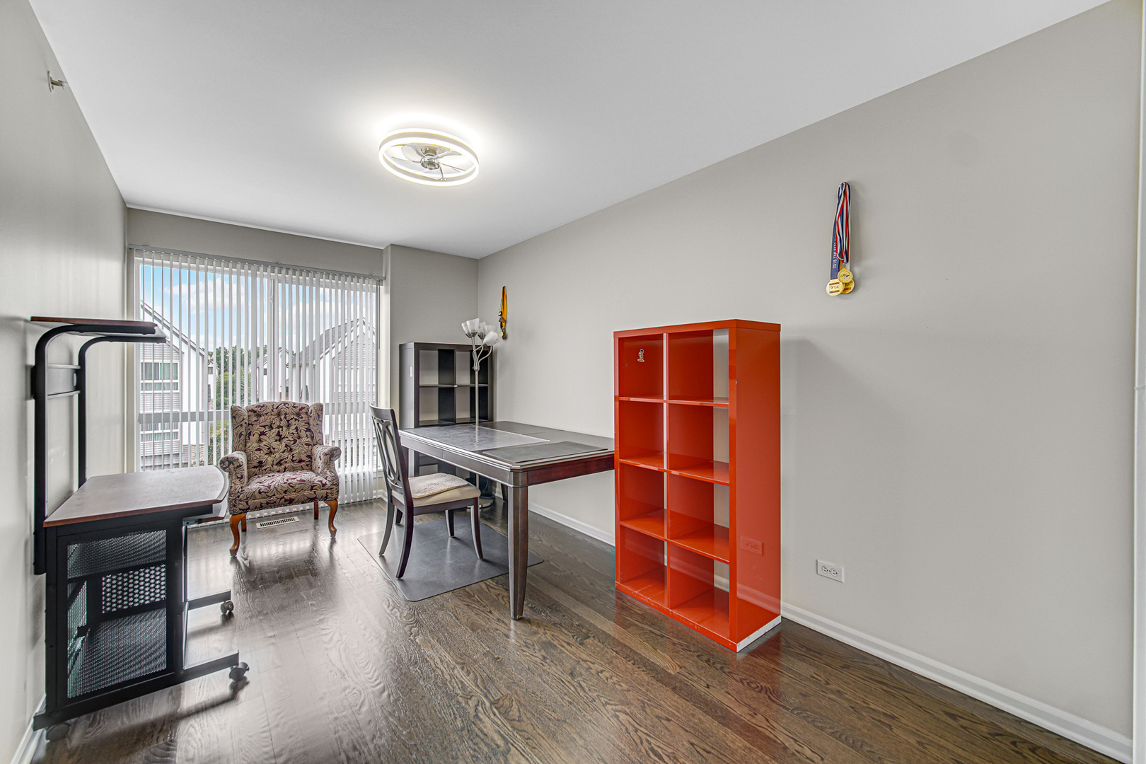 673 E FOUNTAINVIEW Drive Unit: 673