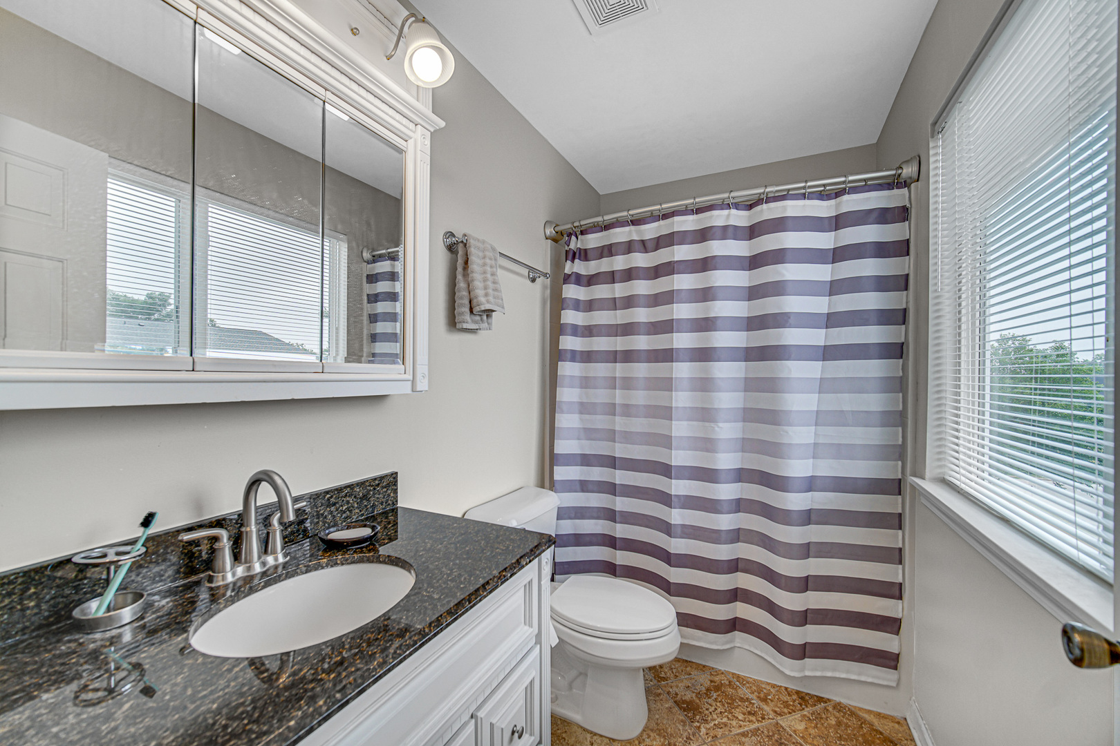 673 E FOUNTAINVIEW Drive Unit: 673