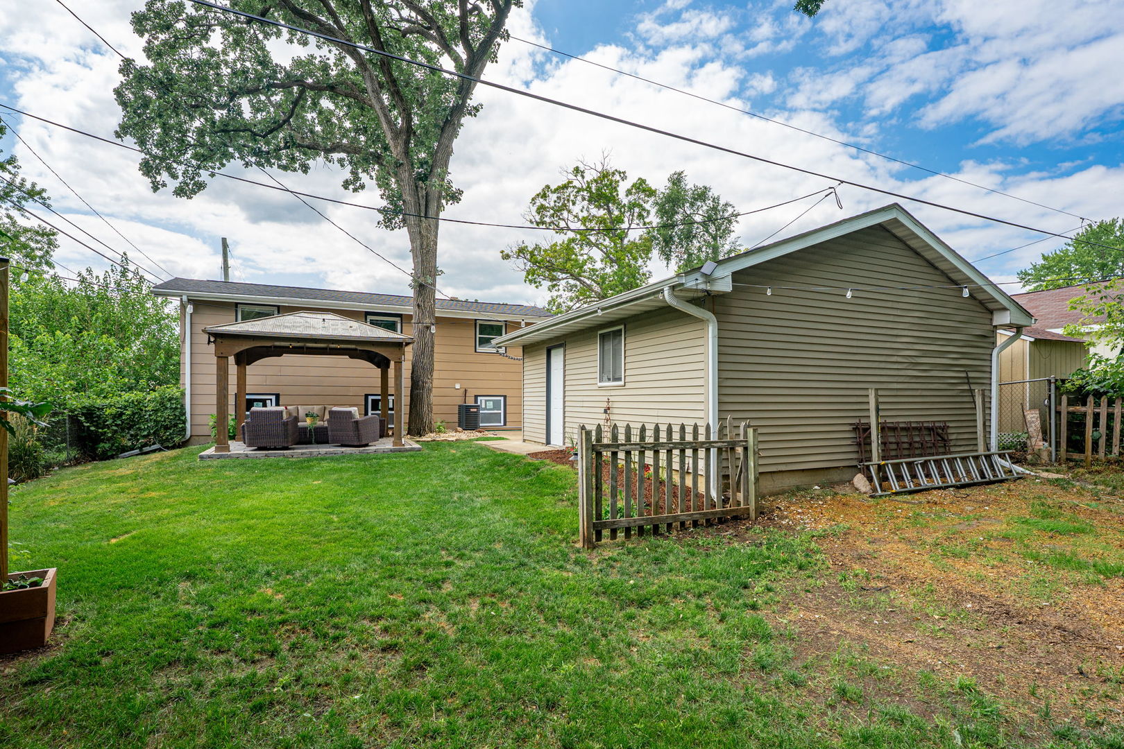 1226 Grant Drive