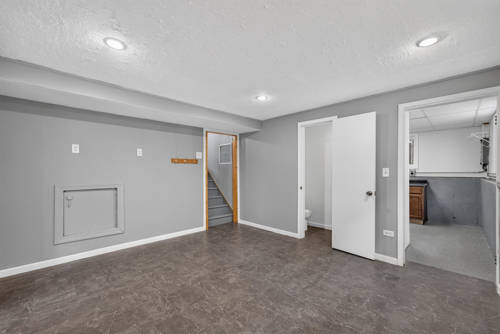 1226 Grant Drive