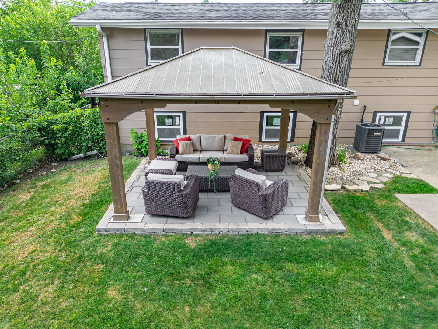 1226 Grant Drive