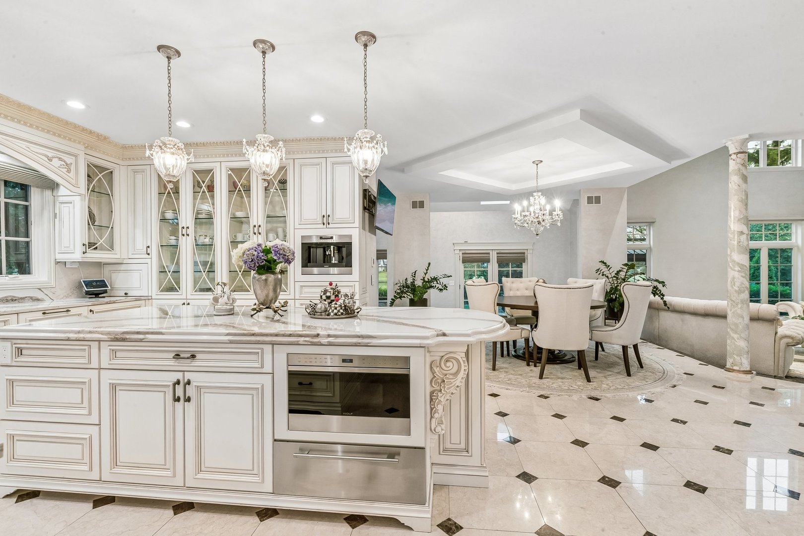 3303 White Eagle Drive