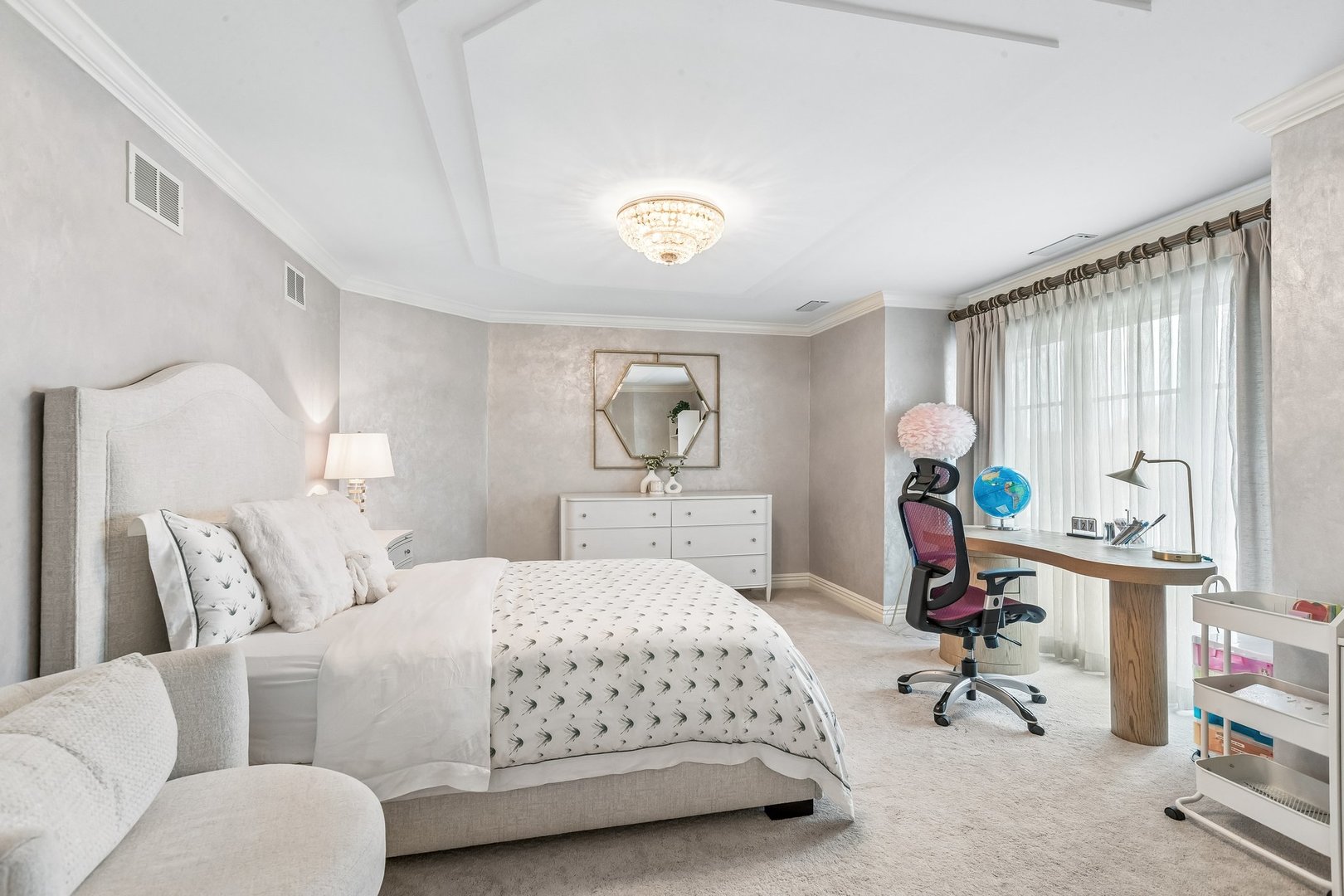 3303 White Eagle Drive