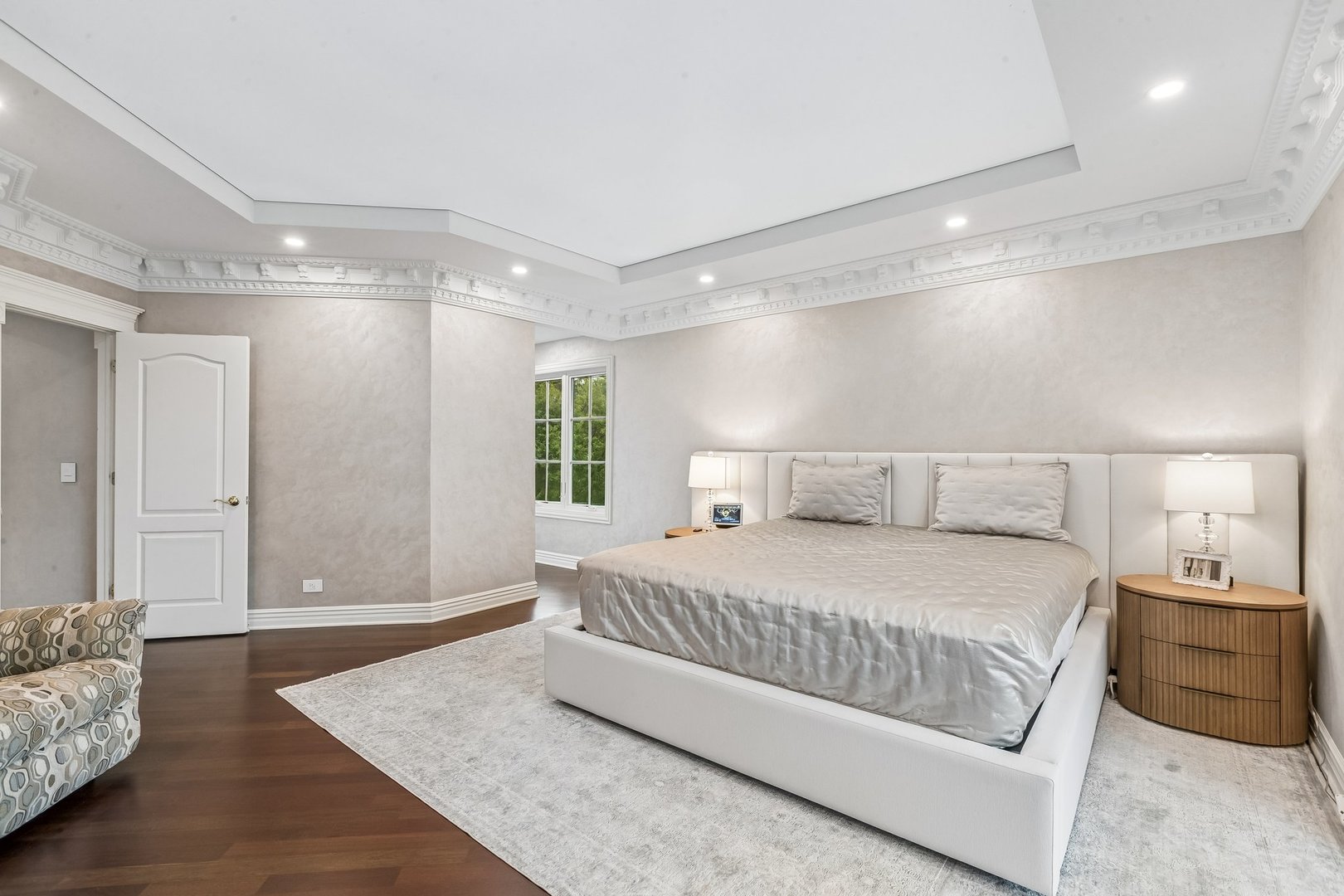 3303 White Eagle Drive