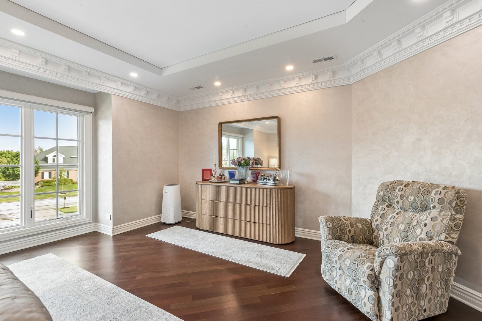 3303 White Eagle Drive