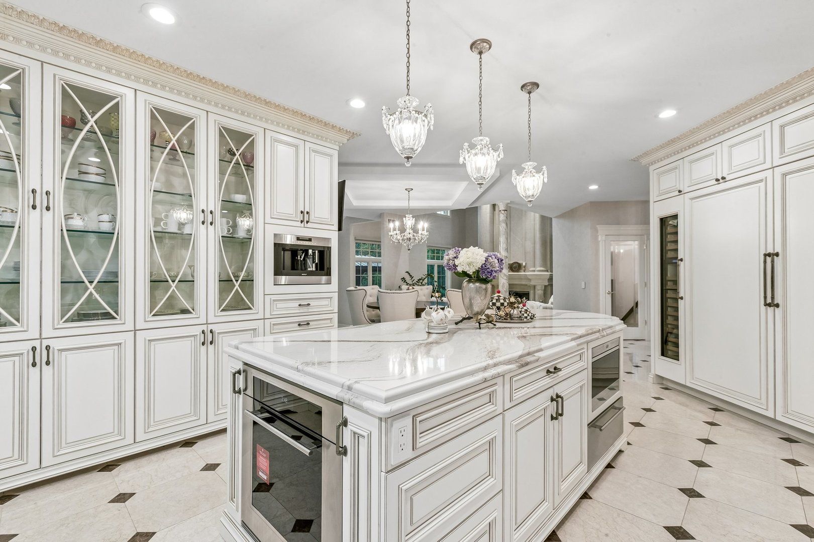 3303 White Eagle Drive