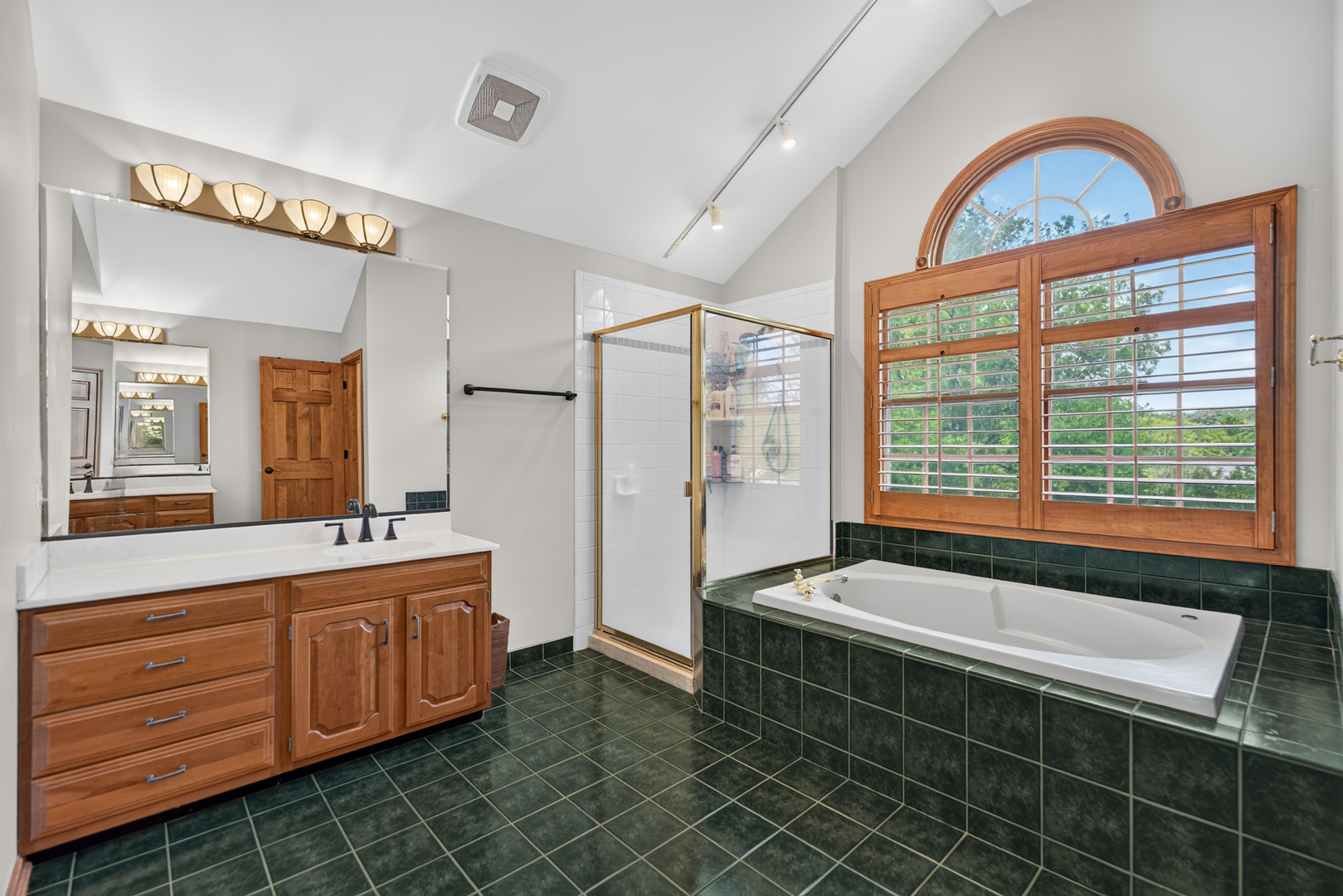 25549 N Broken Bow Pass