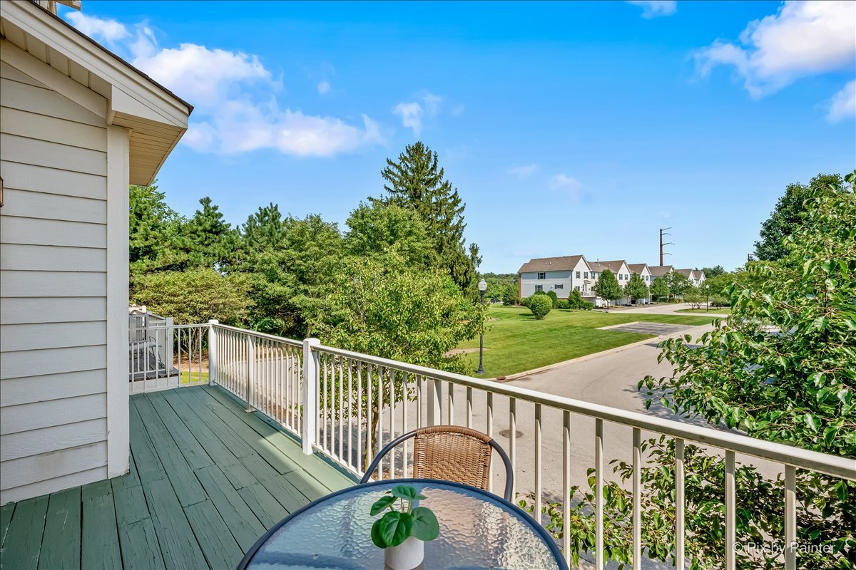 1005 Alberta Road
