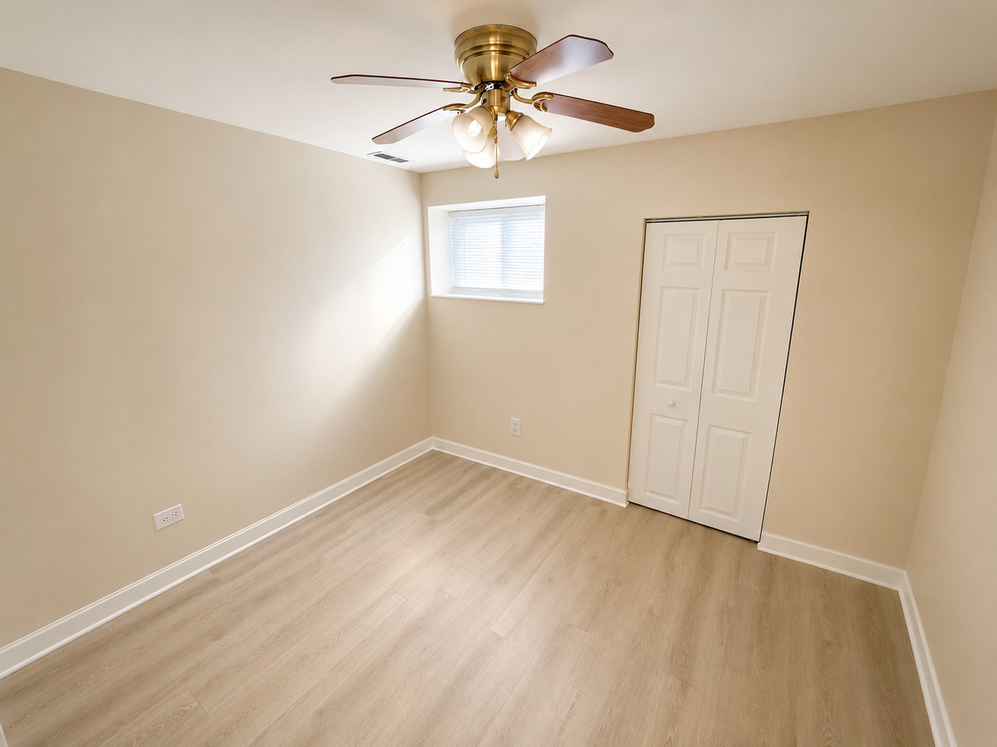 3105 W Argyle Street Unit: 1