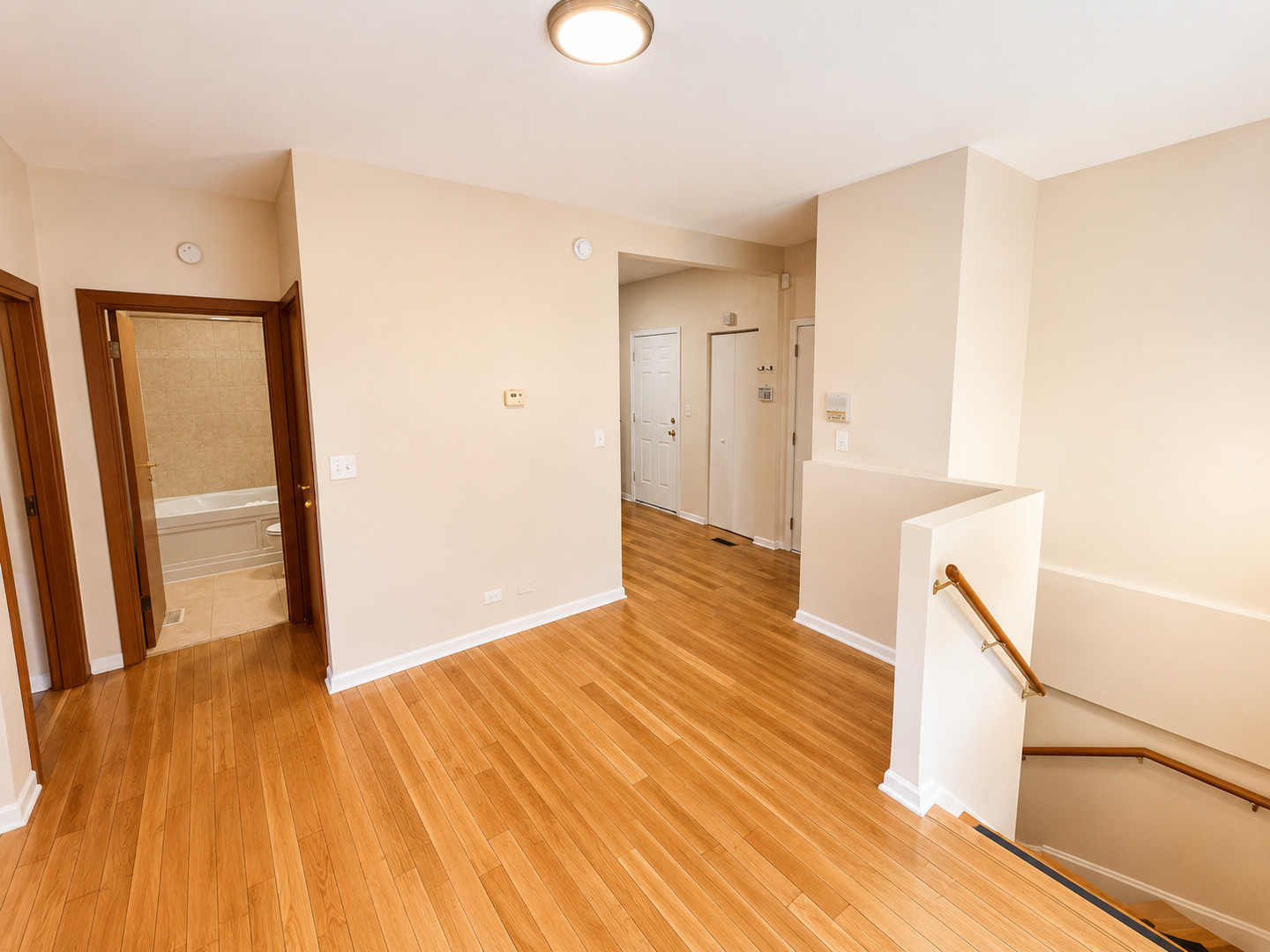 3105 W Argyle Street Unit: 1