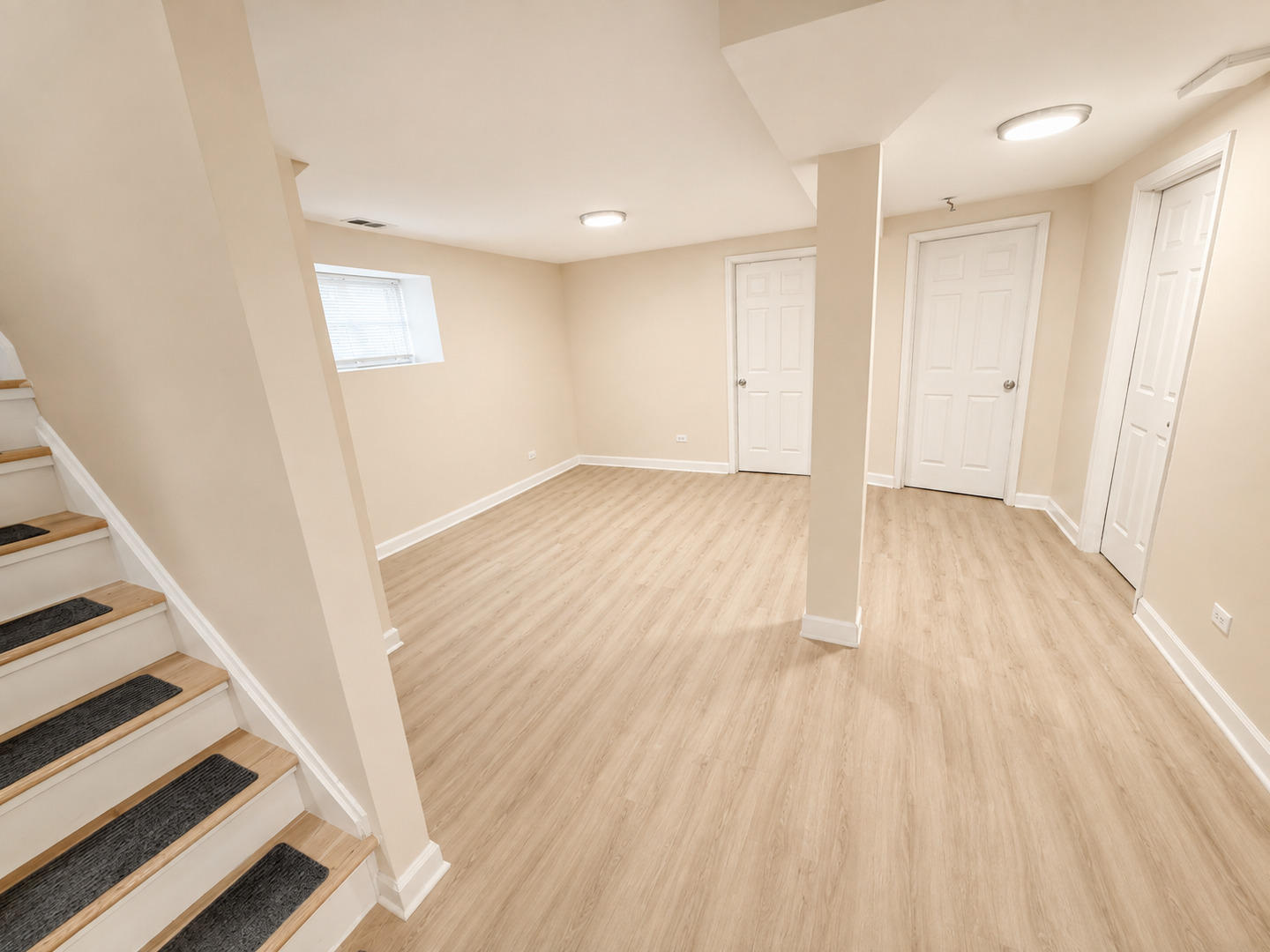 3105 W Argyle Street Unit: 1