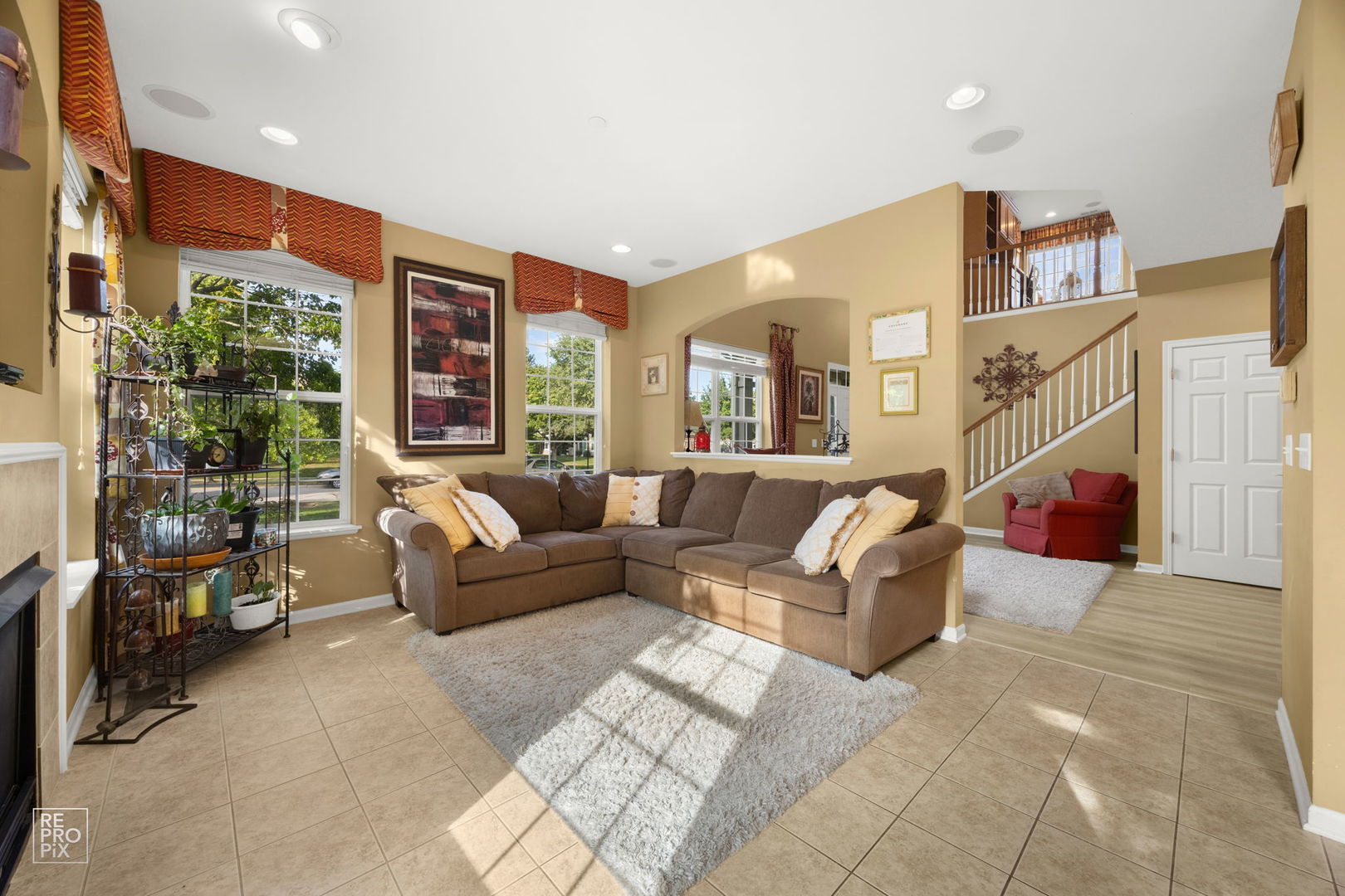 10073 CUMMINGS Street