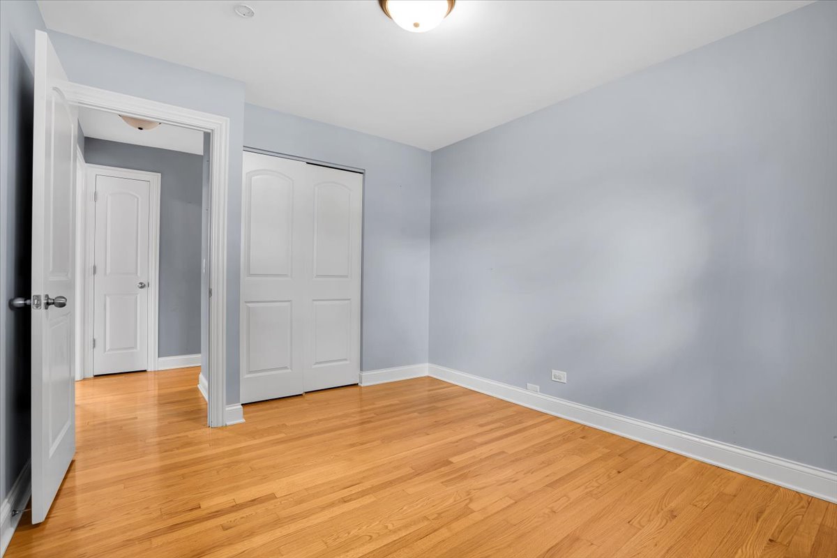 1402 S Robert Drive